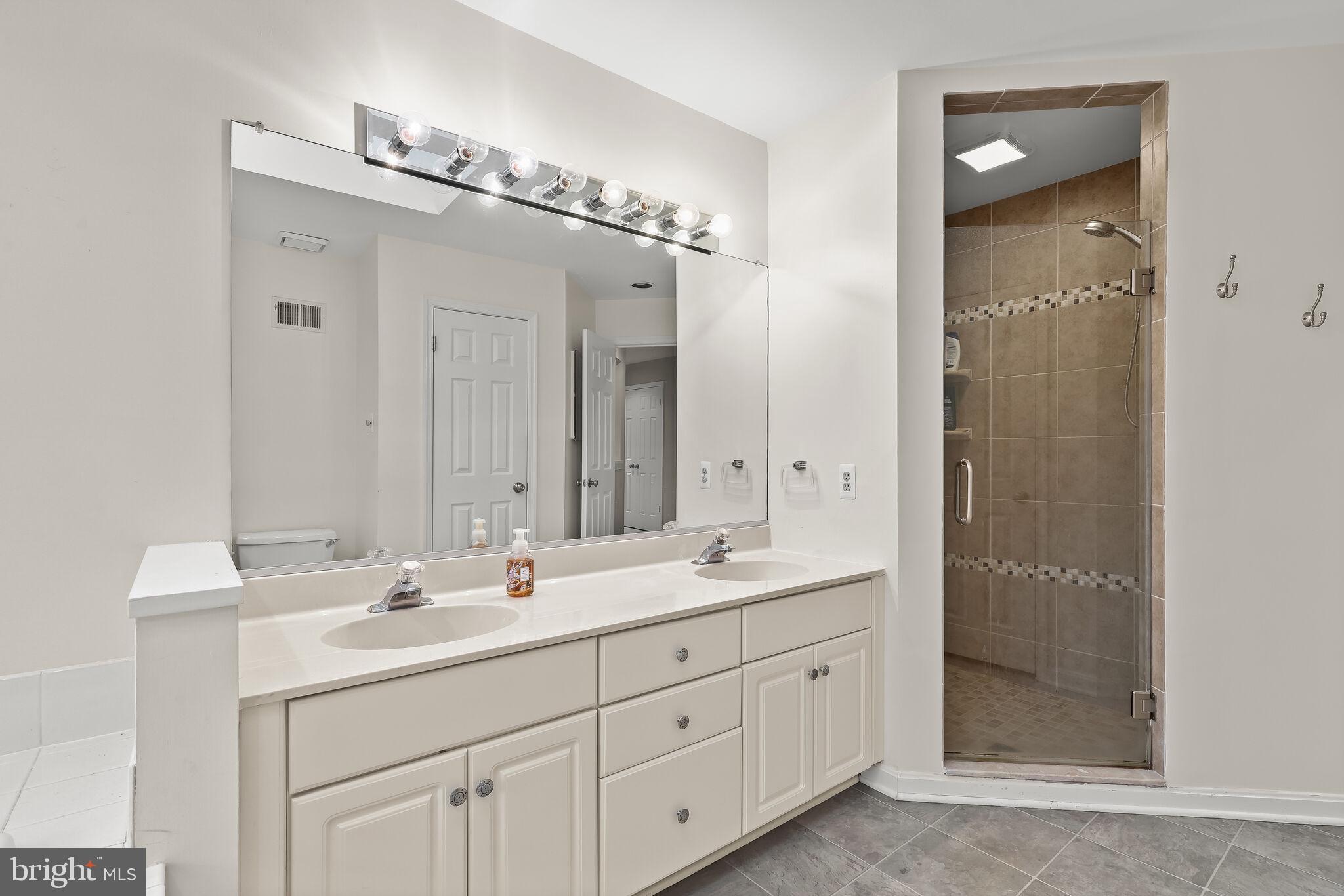 TIMBER POINT - Residential