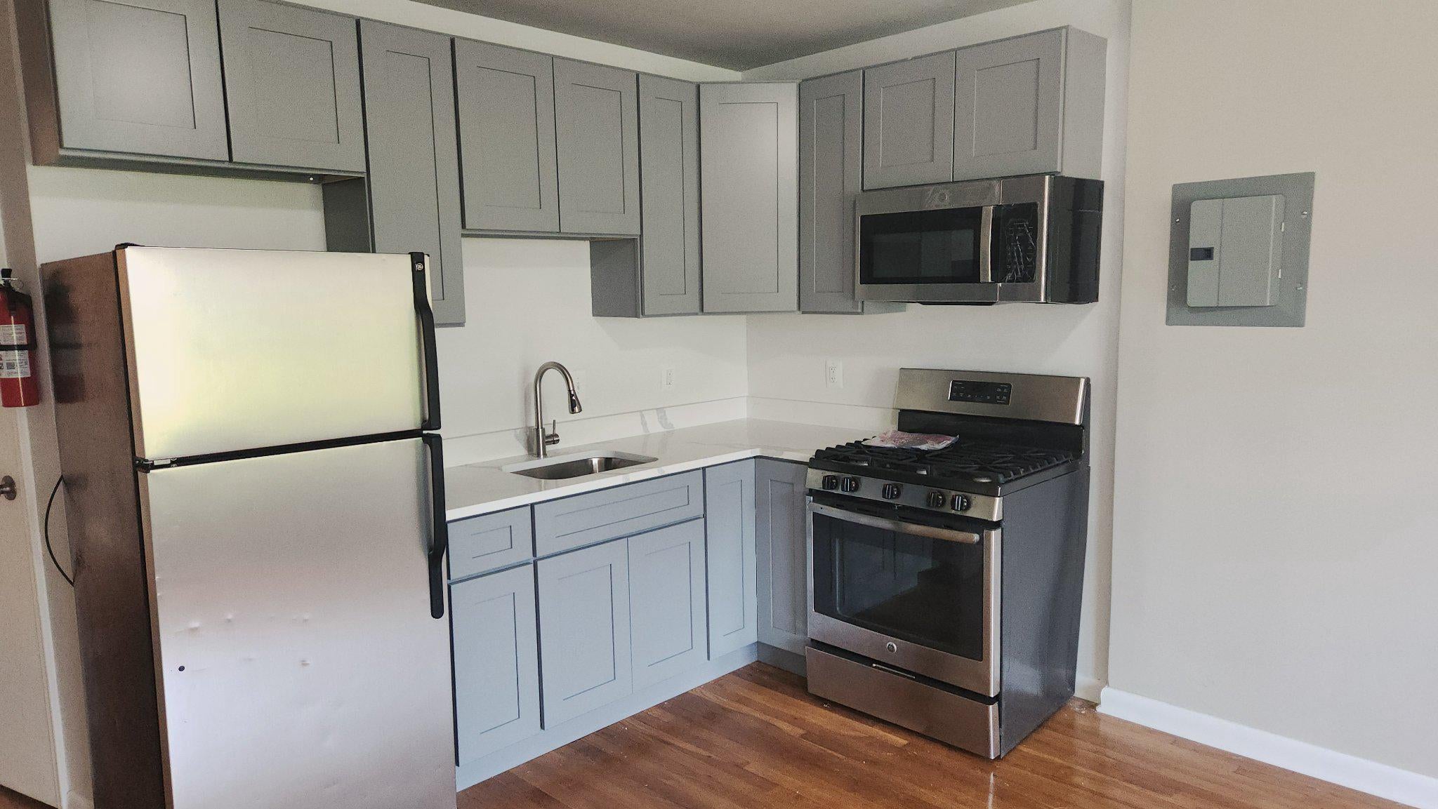 920 MADISON STREET NW 301