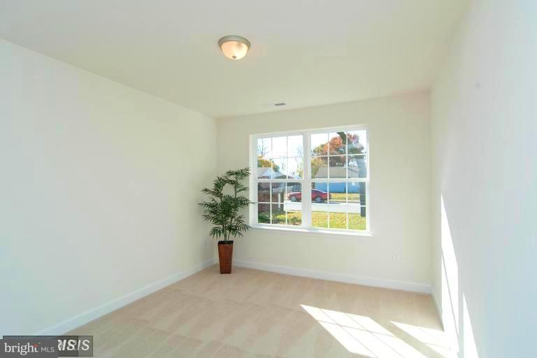 ARUNDEL GARDENS - Residential