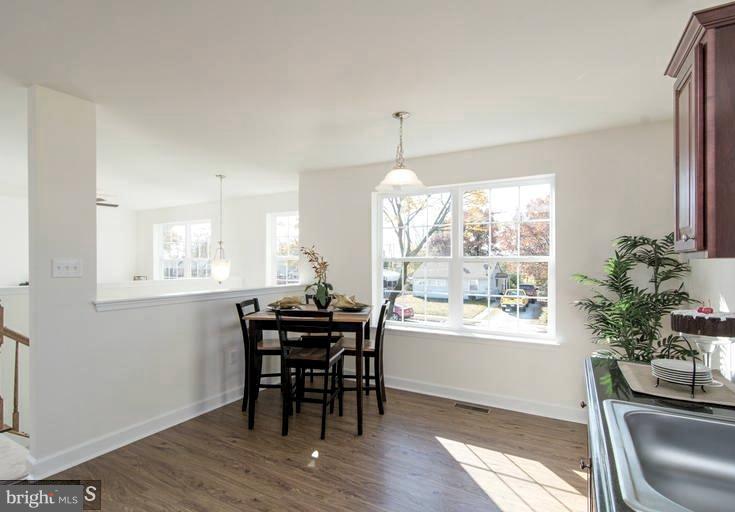 ARUNDEL GARDENS - Residential