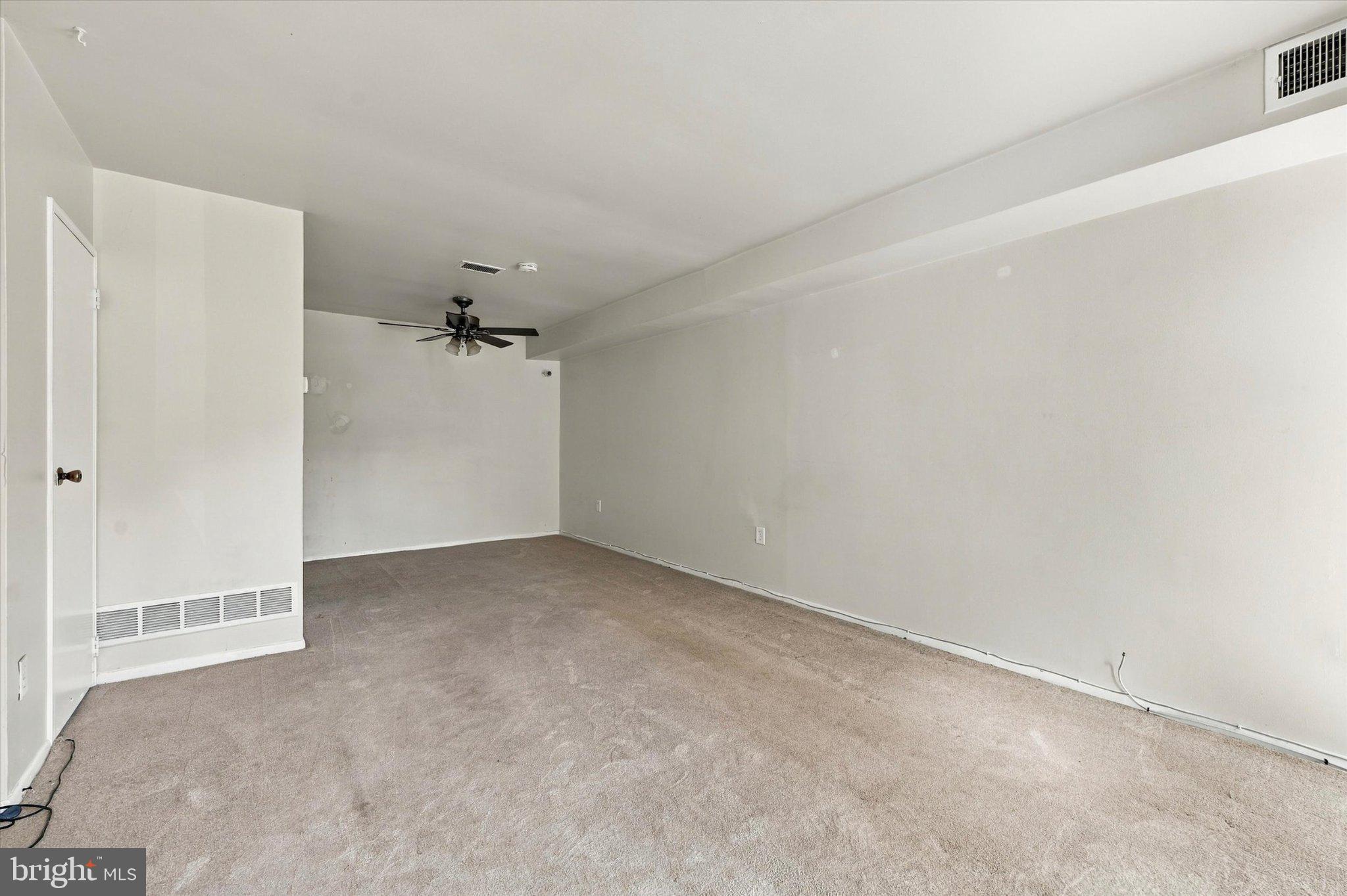 100 E GLENOLDEN AVENUE T-9 AVENUE T-9