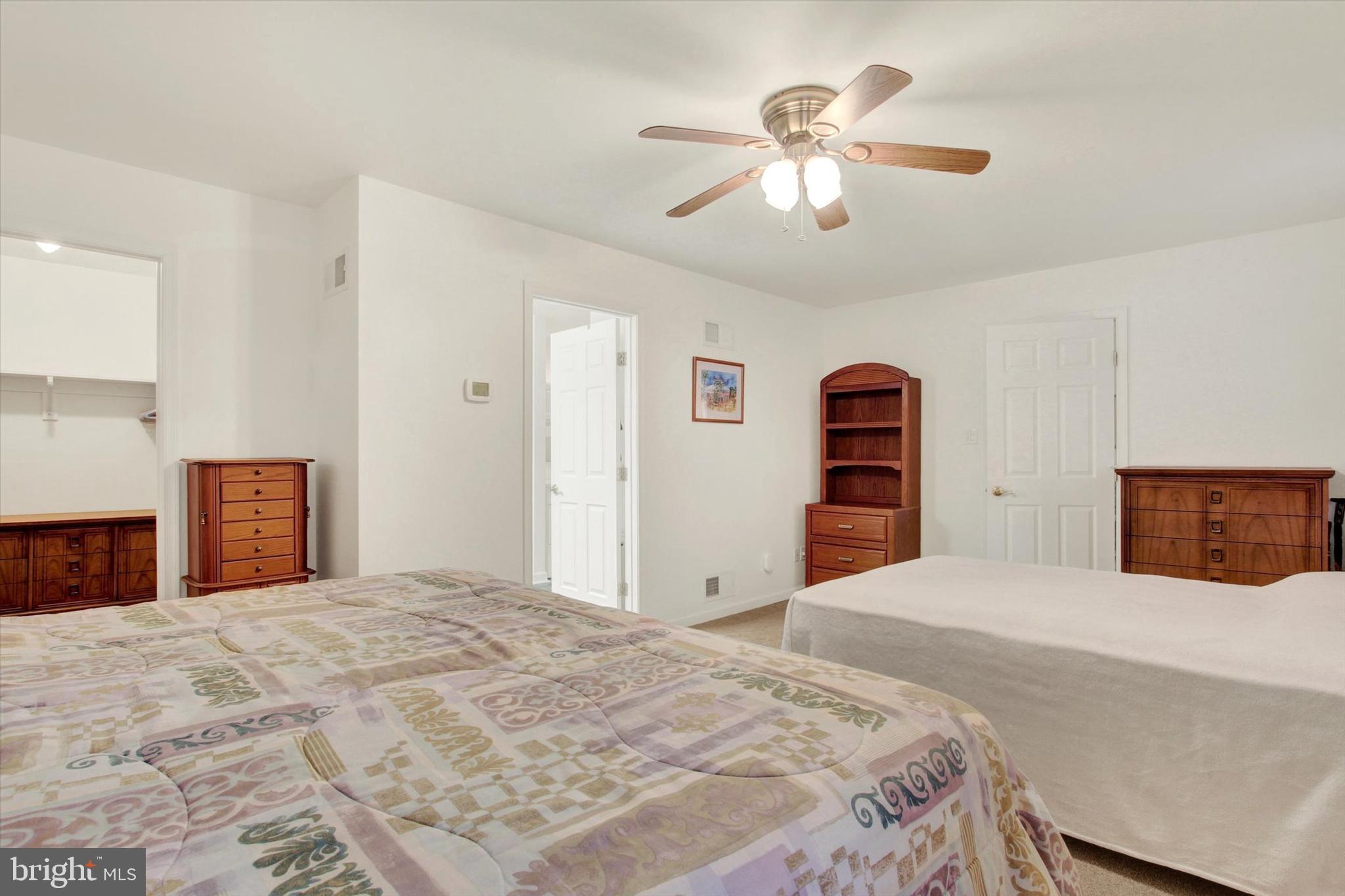 LAKE MEADE - Residential