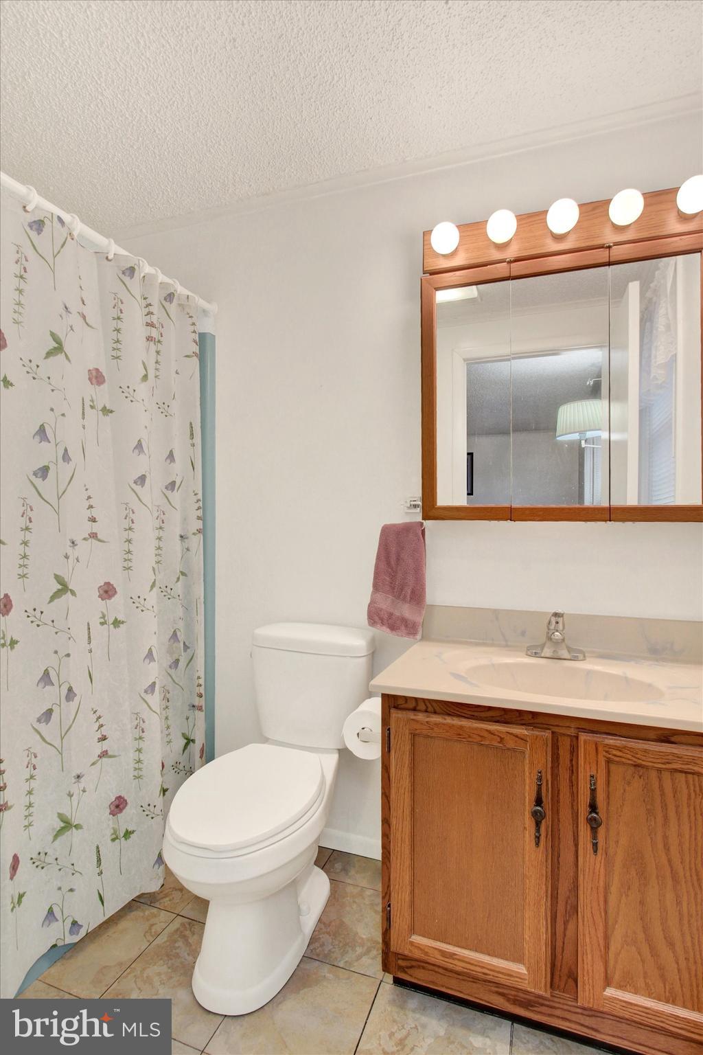 LAKE MEADE - Residential