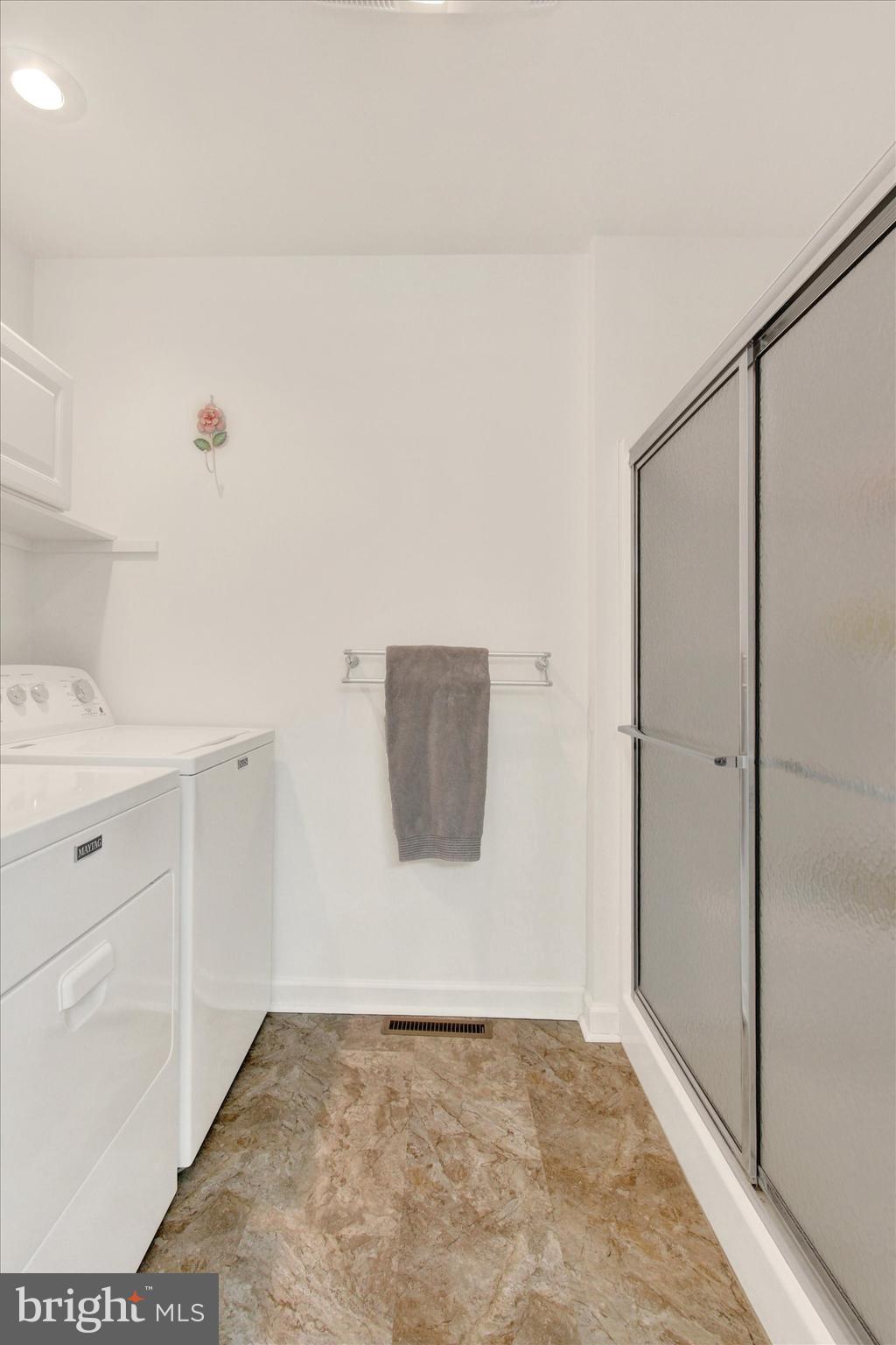 LAKE MEADE - Residential