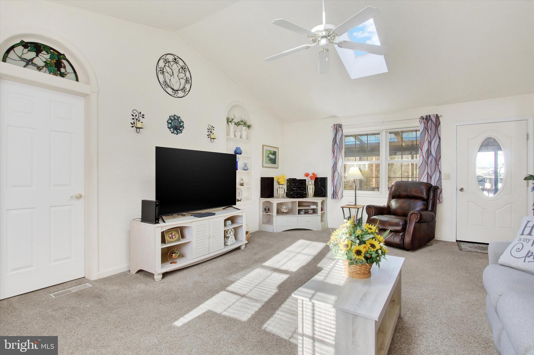 LAKE MEADE - Residential