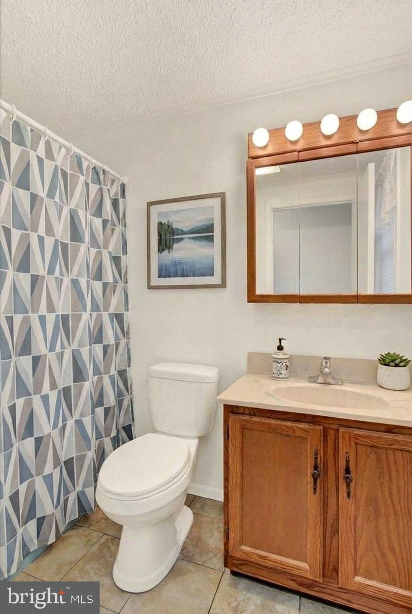 LAKE MEADE - Residential