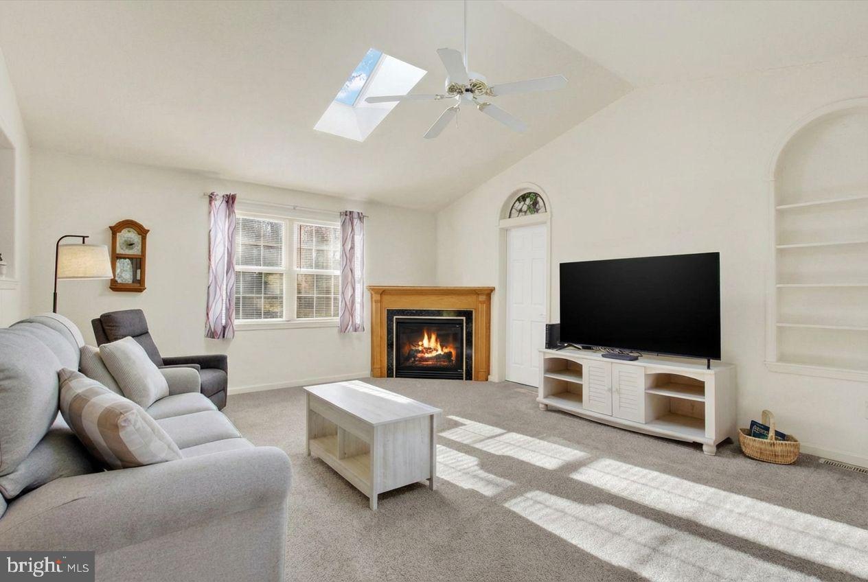 LAKE MEADE - Residential