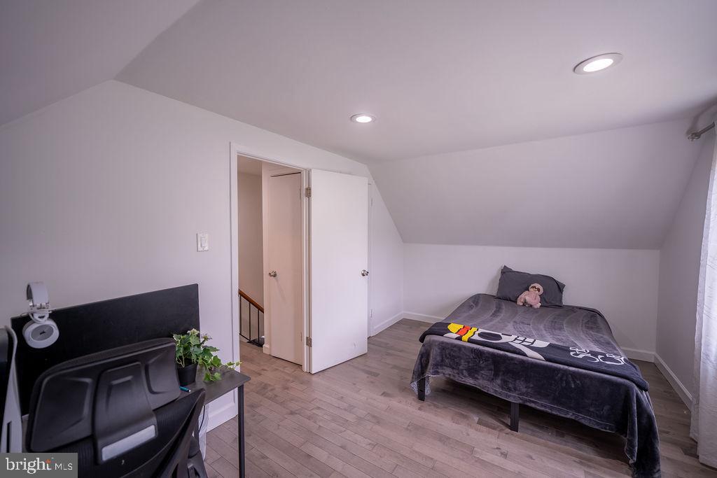 ROCKLEDGE AT BELAIR - Residential