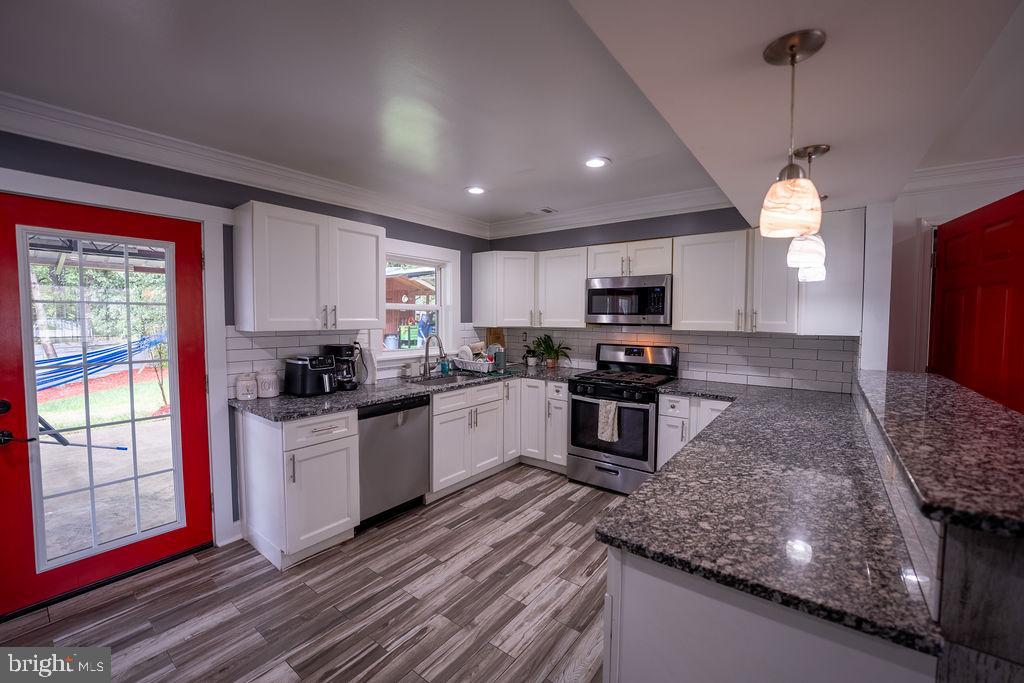 ROCKLEDGE AT BELAIR - Residential