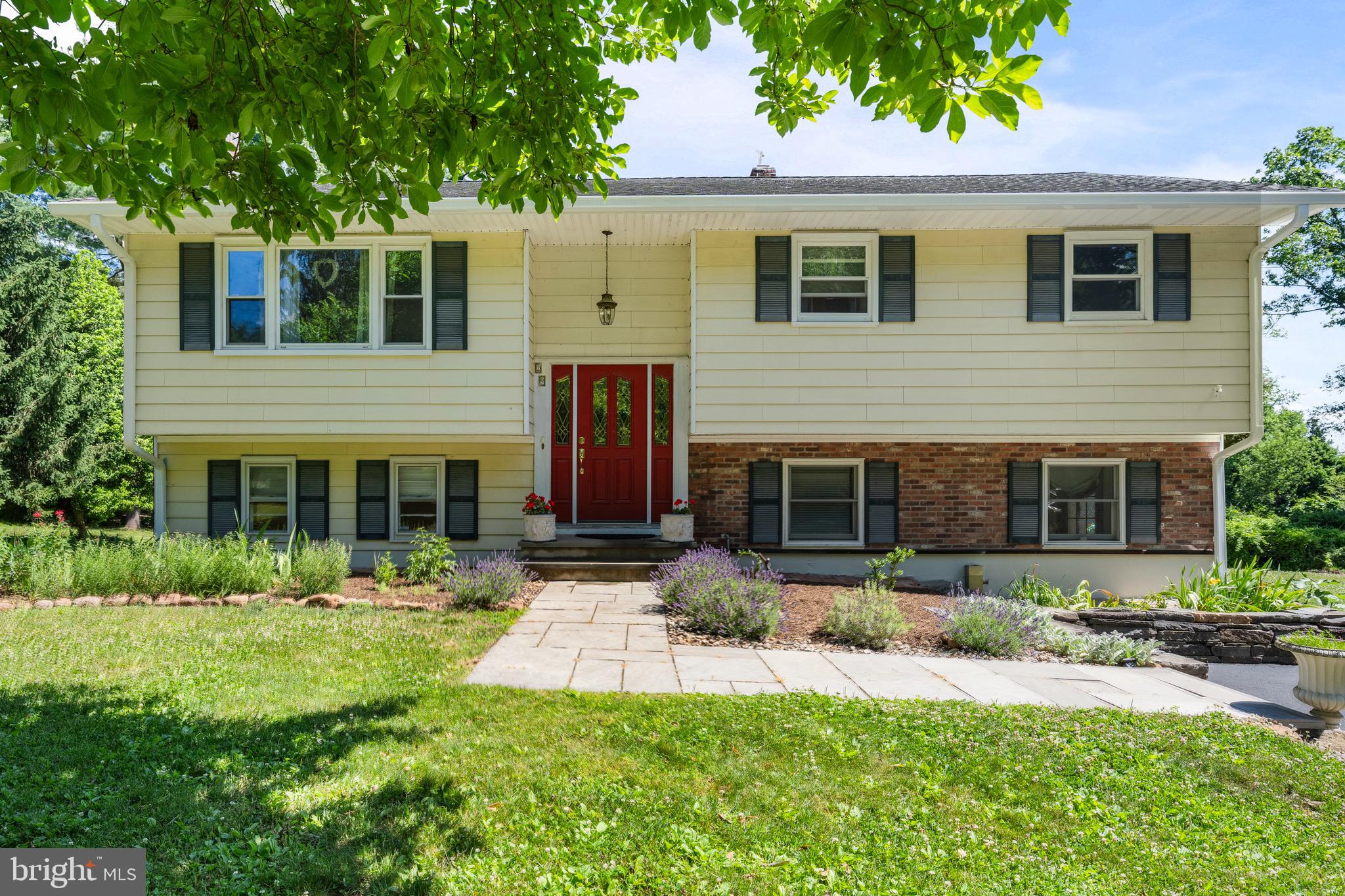 29 OXFORD CIRCLE