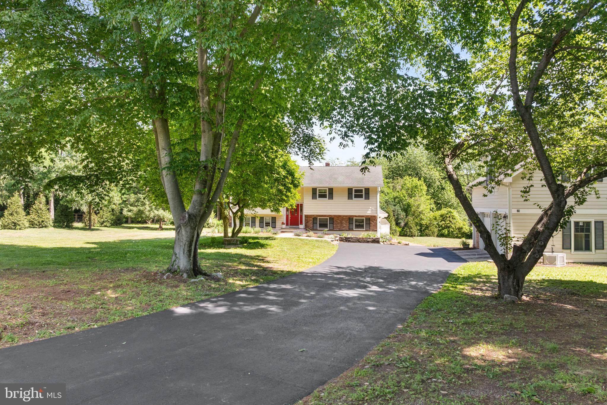 29 OXFORD CIRCLE