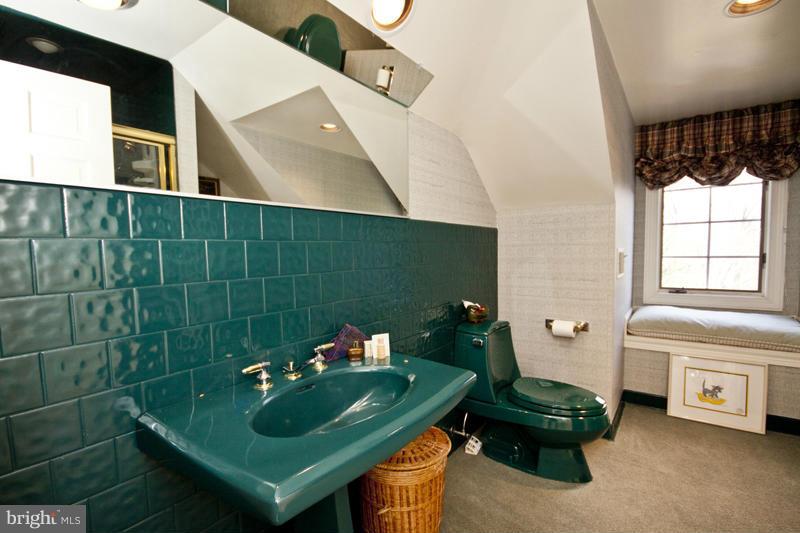 WOODWARD - Residential