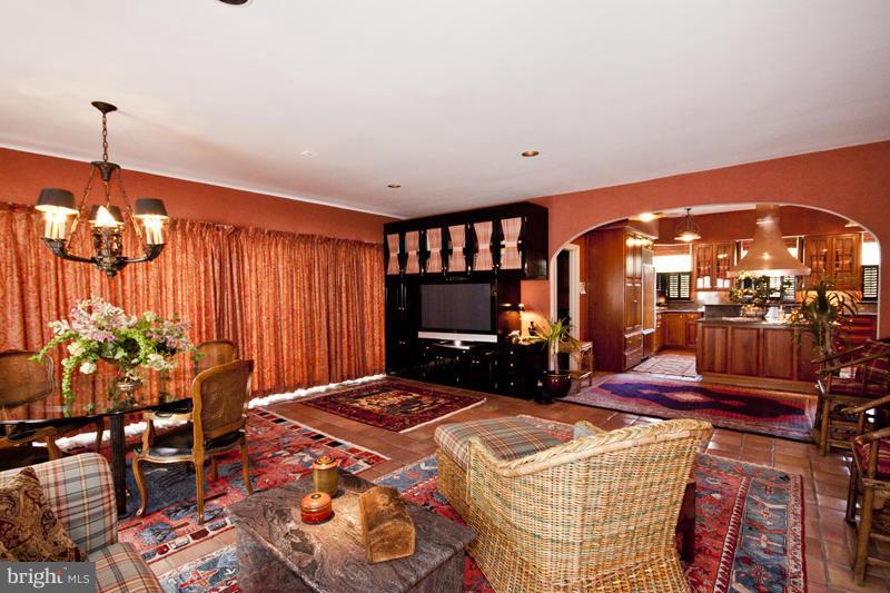 WOODWARD - Residential