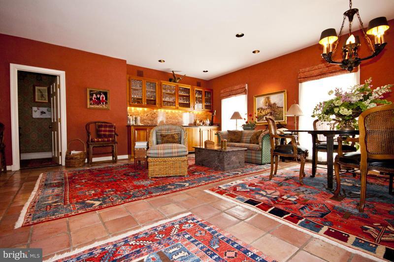 WOODWARD - Residential