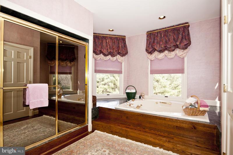 WOODWARD - Residential