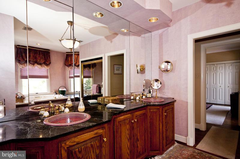 WOODWARD - Residential