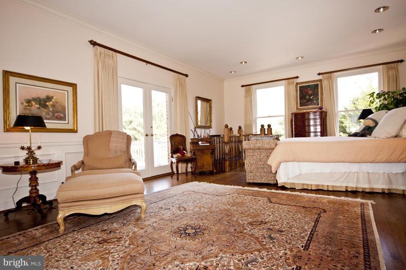 WOODWARD - Residential