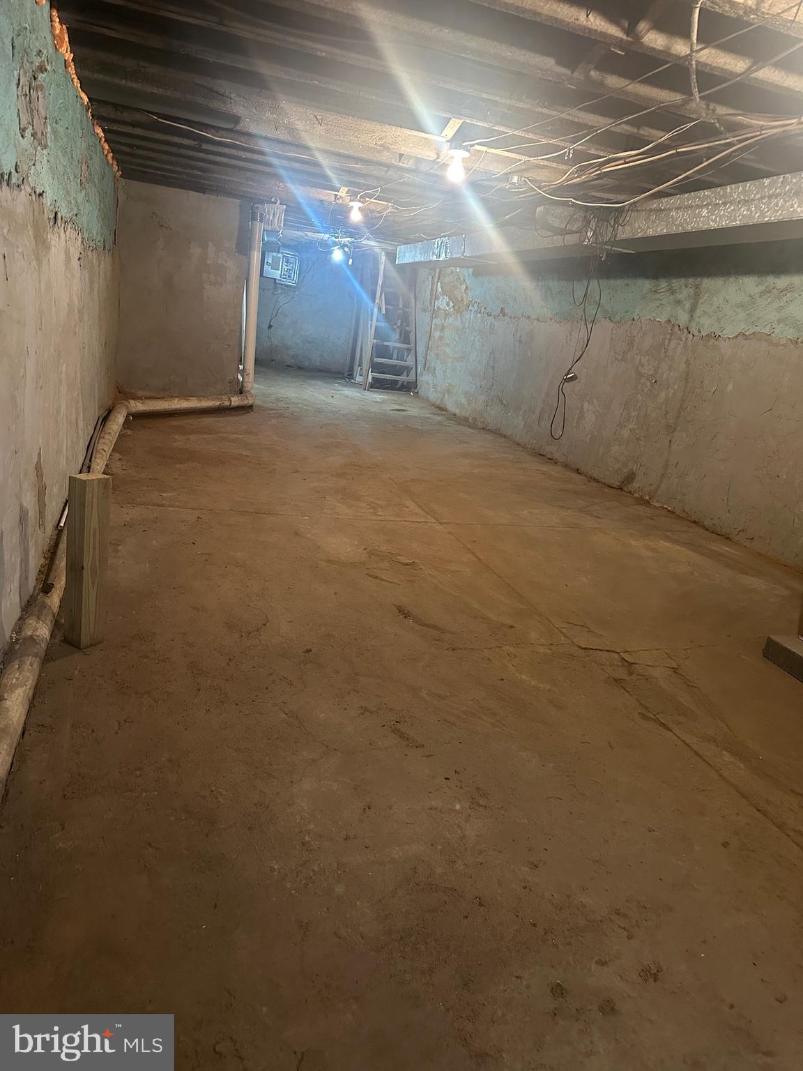 WEST PHILADELPHIA - Residential