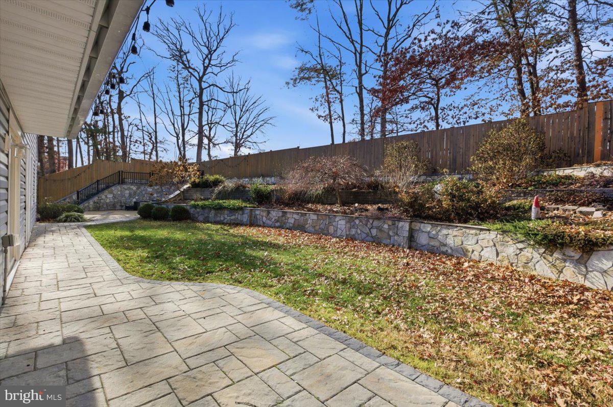 LAKEWOOD HILLS - Residential