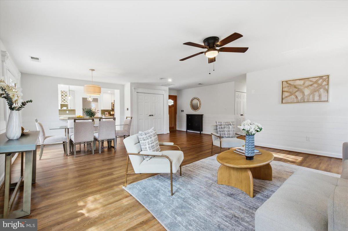 LAKEWOOD HILLS - Residential