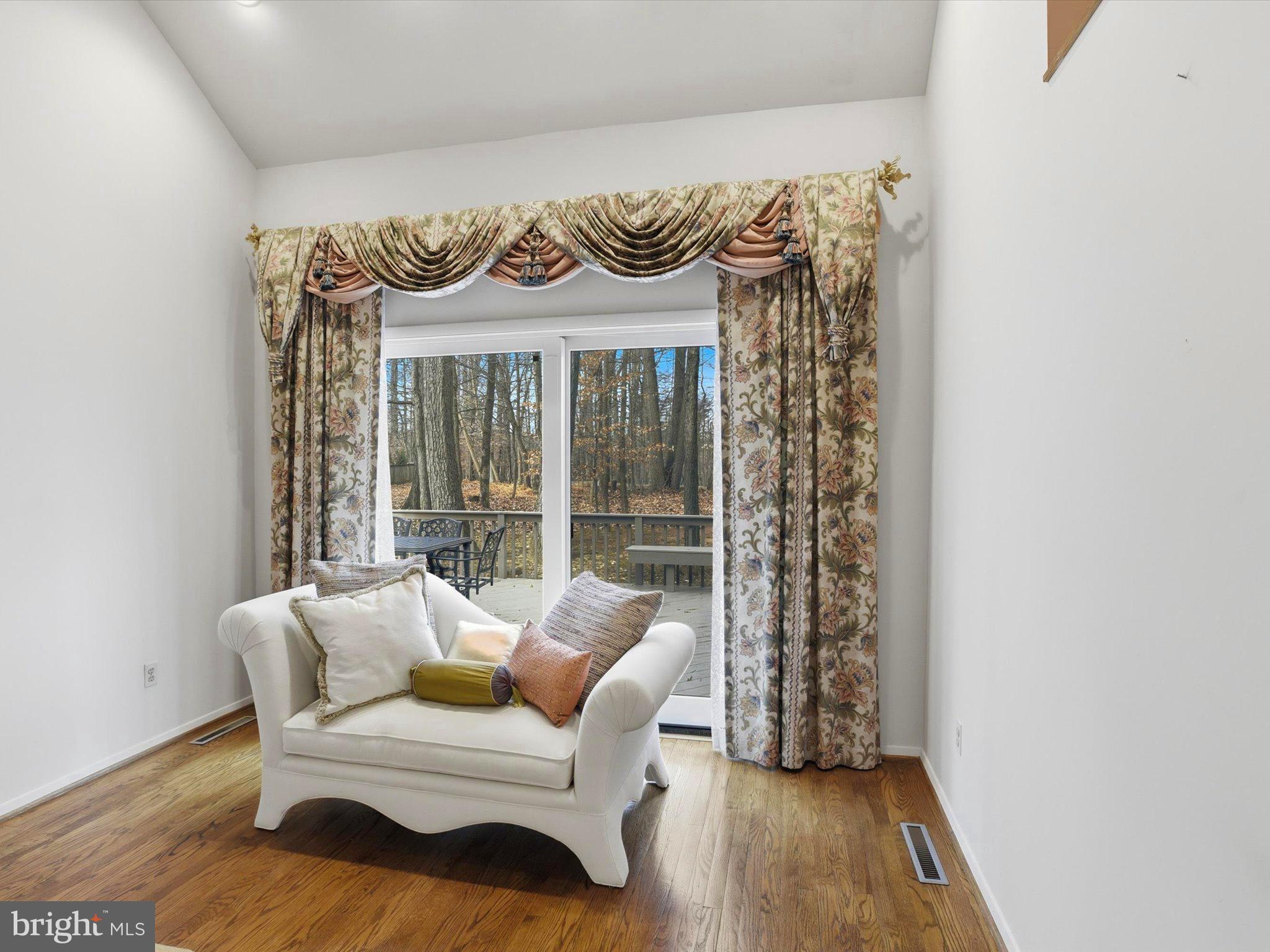 VALLEY HEIGHTS - Residential