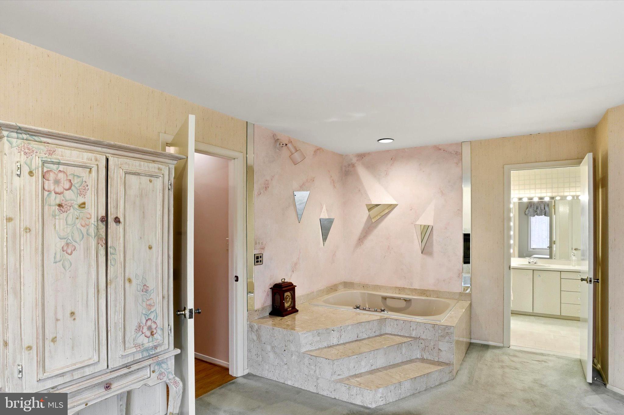 VALLEY HEIGHTS - Residential