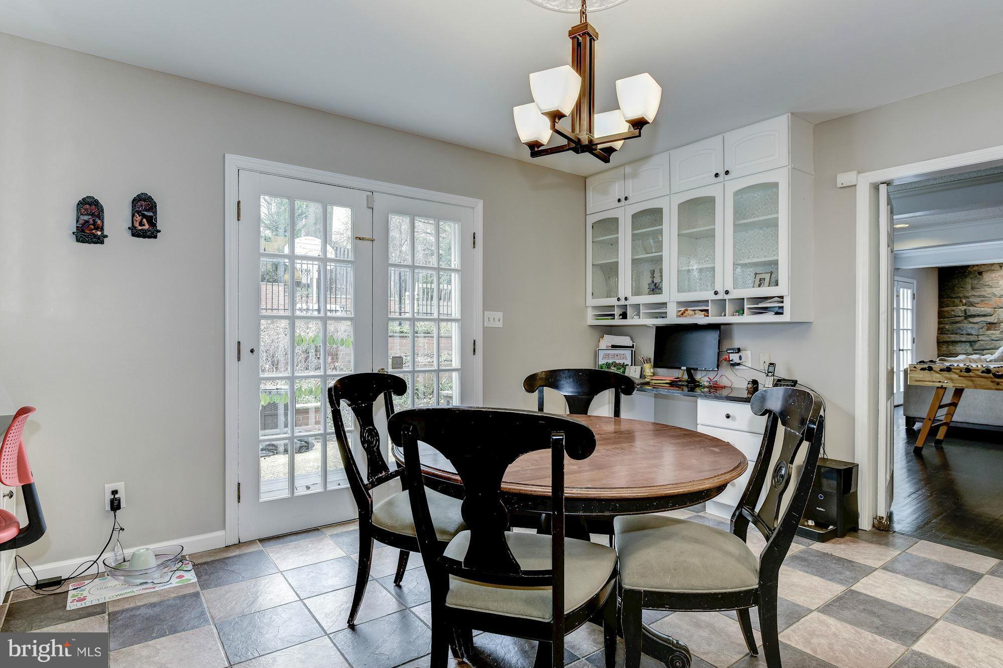 KENWOOD PARK - Residential