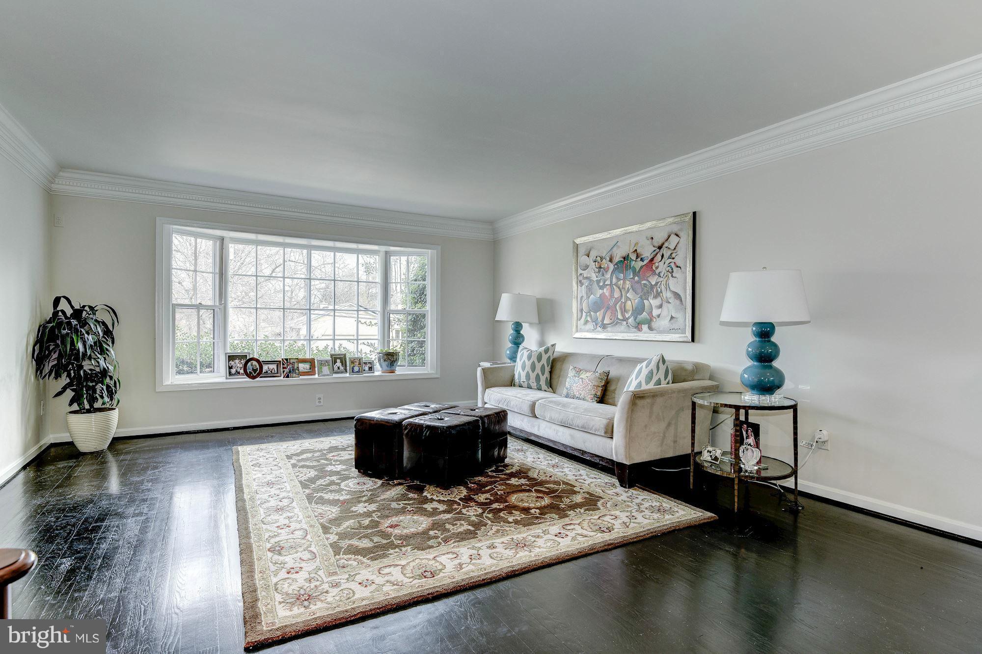 KENWOOD PARK - Residential