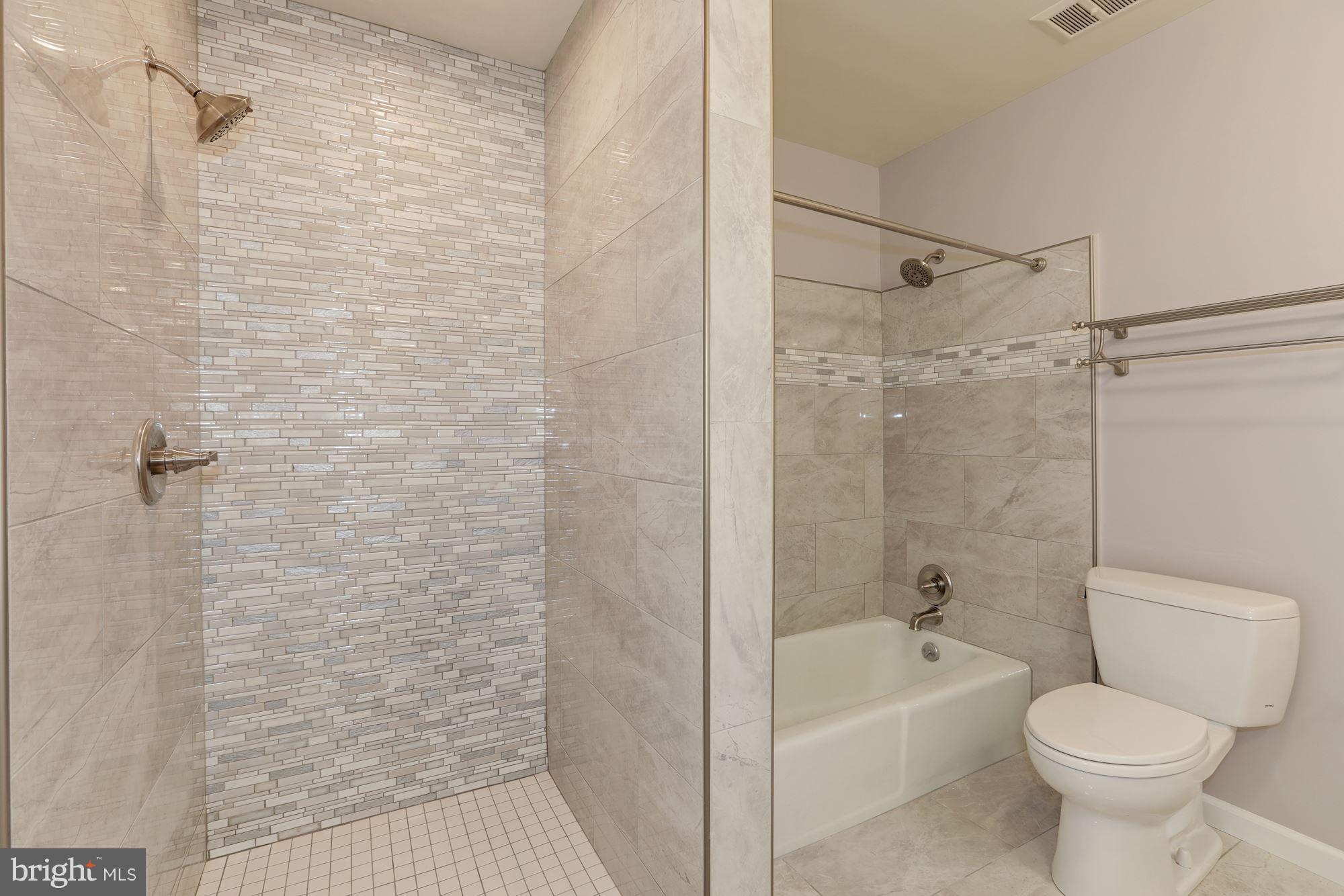 KENWOOD PARK - Residential