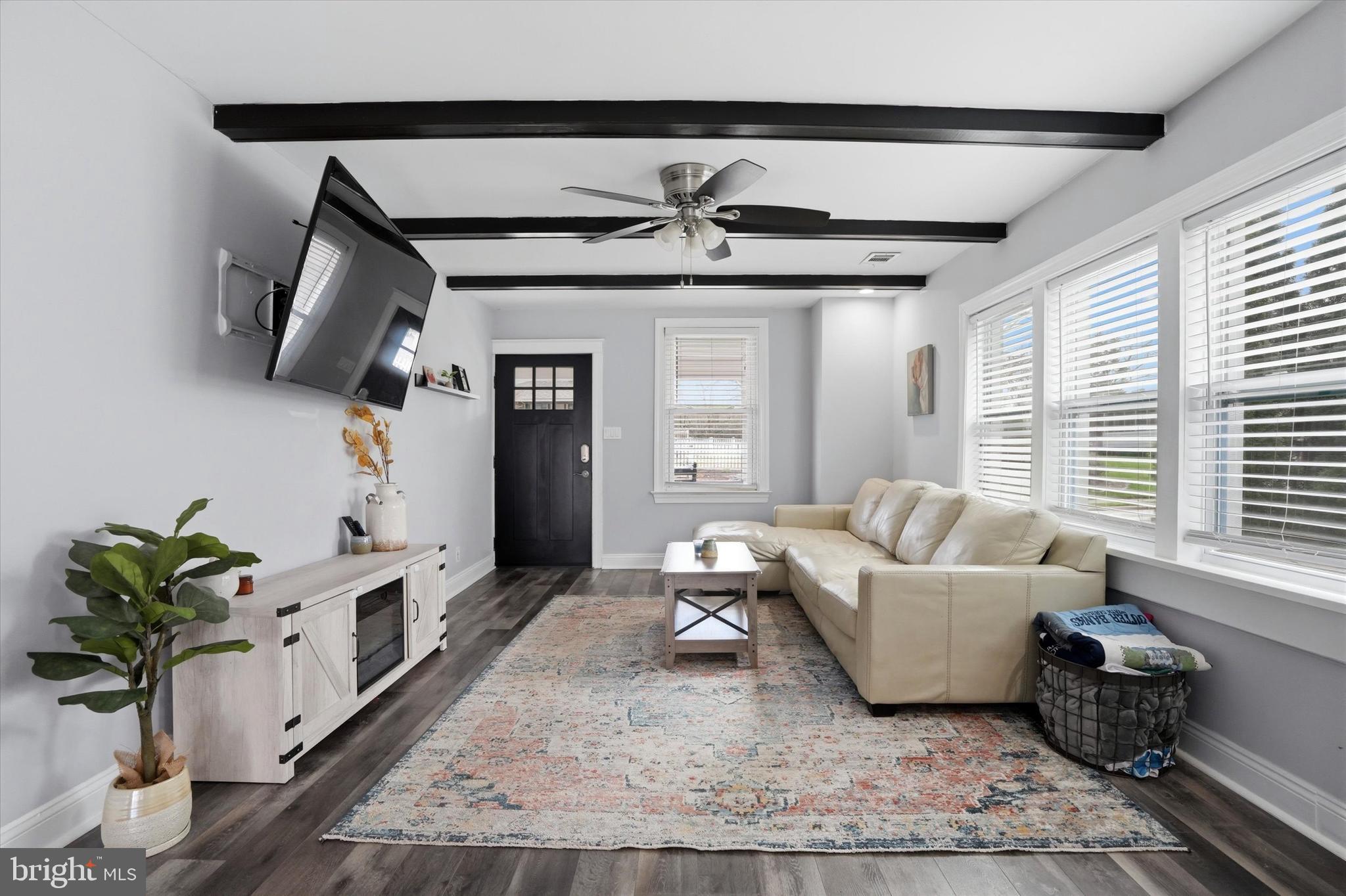 GLENSIDE - Residential