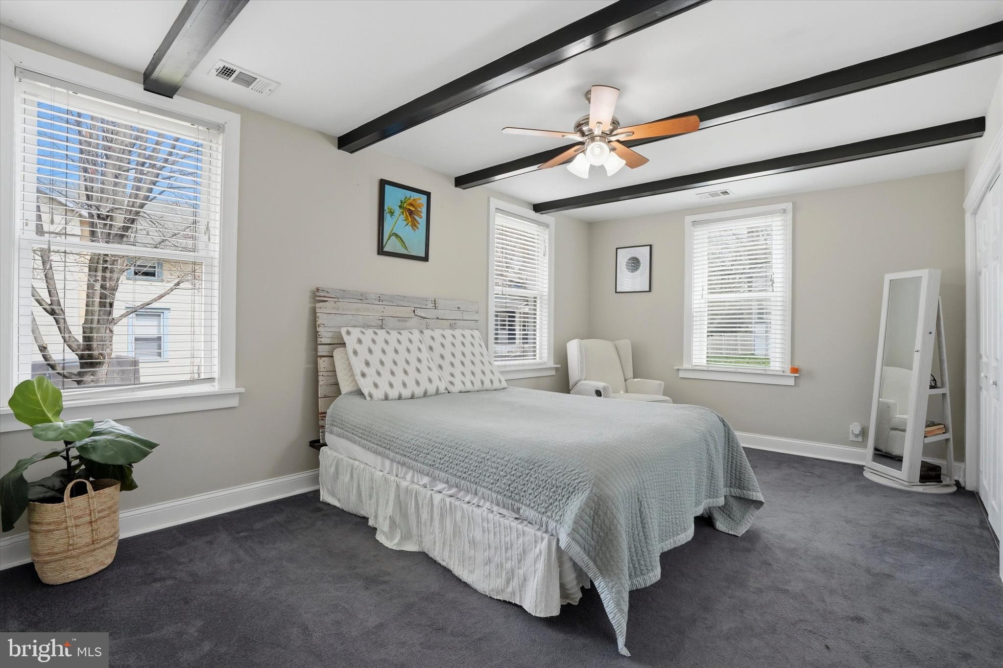 GLENSIDE - Residential