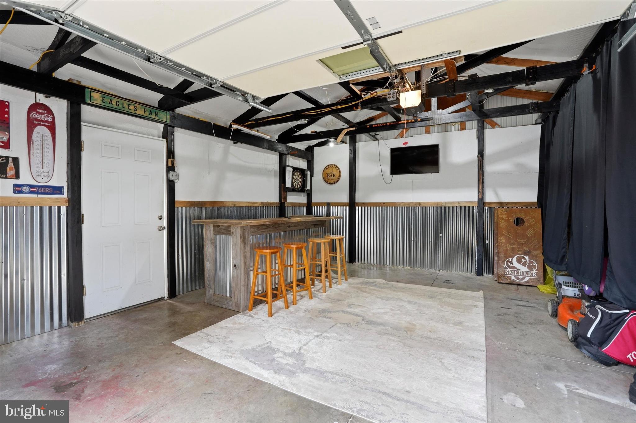 GLENSIDE - Residential