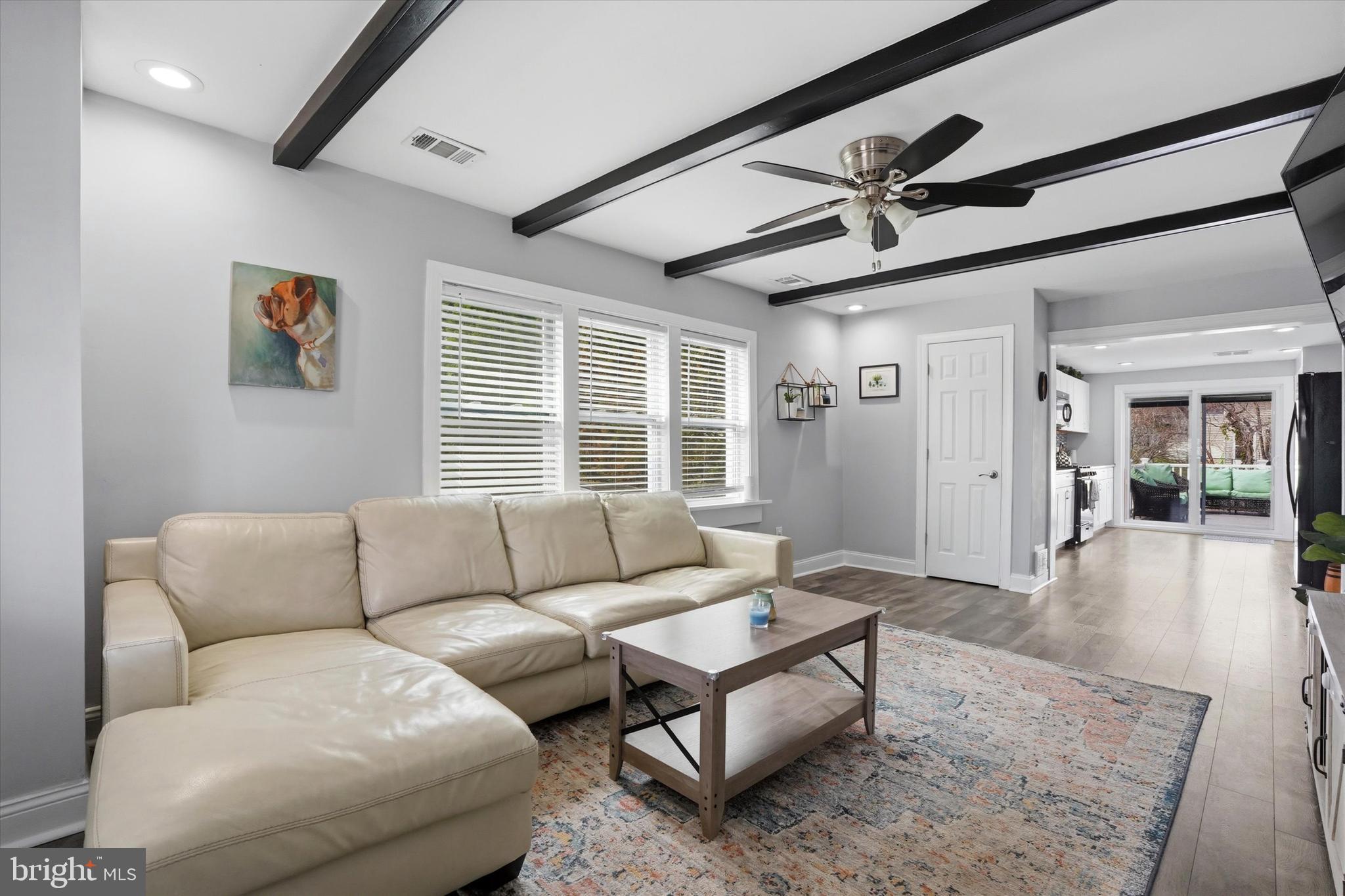 GLENSIDE - Residential