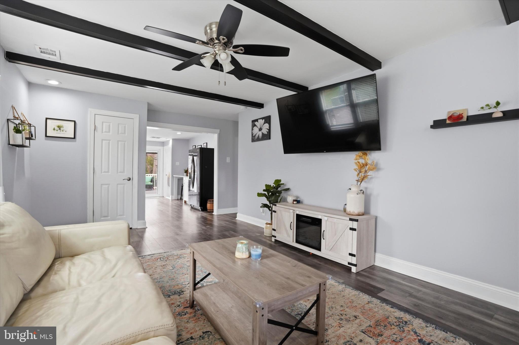 GLENSIDE - Residential