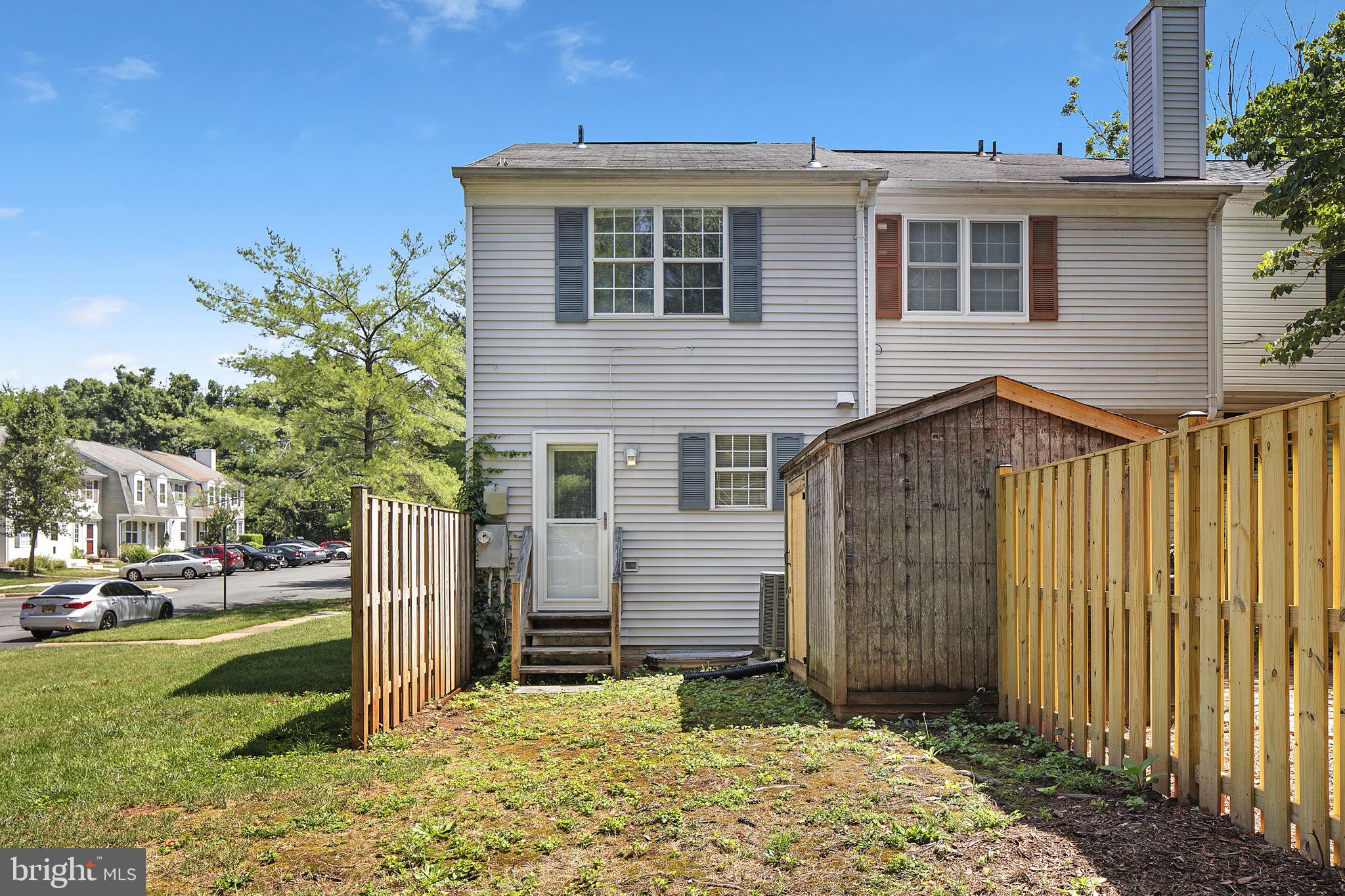 COUNTRYSIDE - Residential