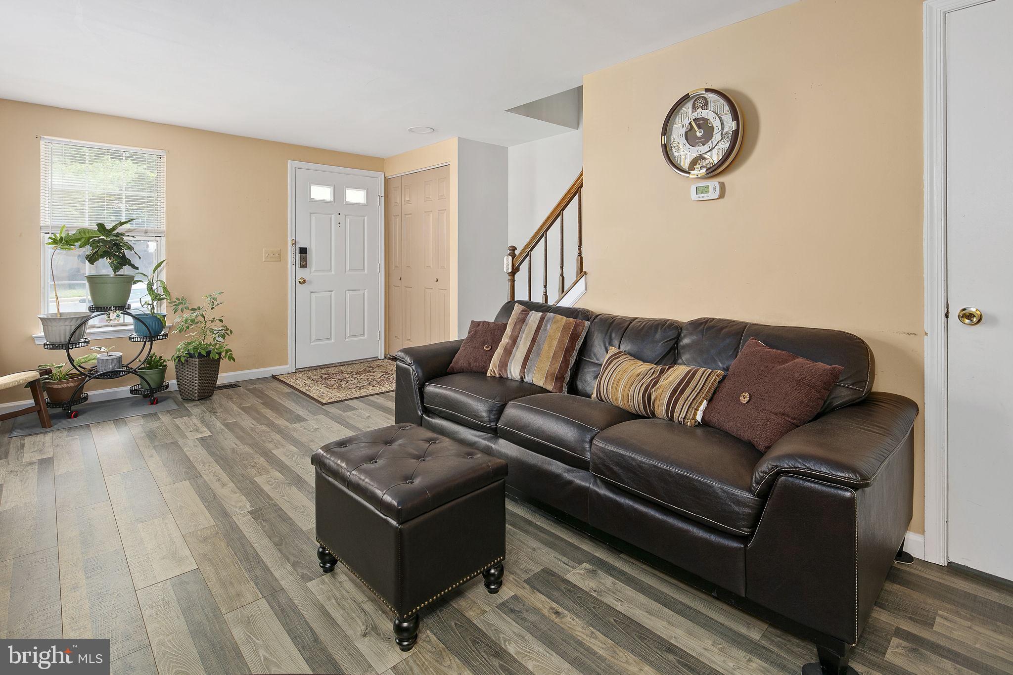 COUNTRYSIDE - Residential