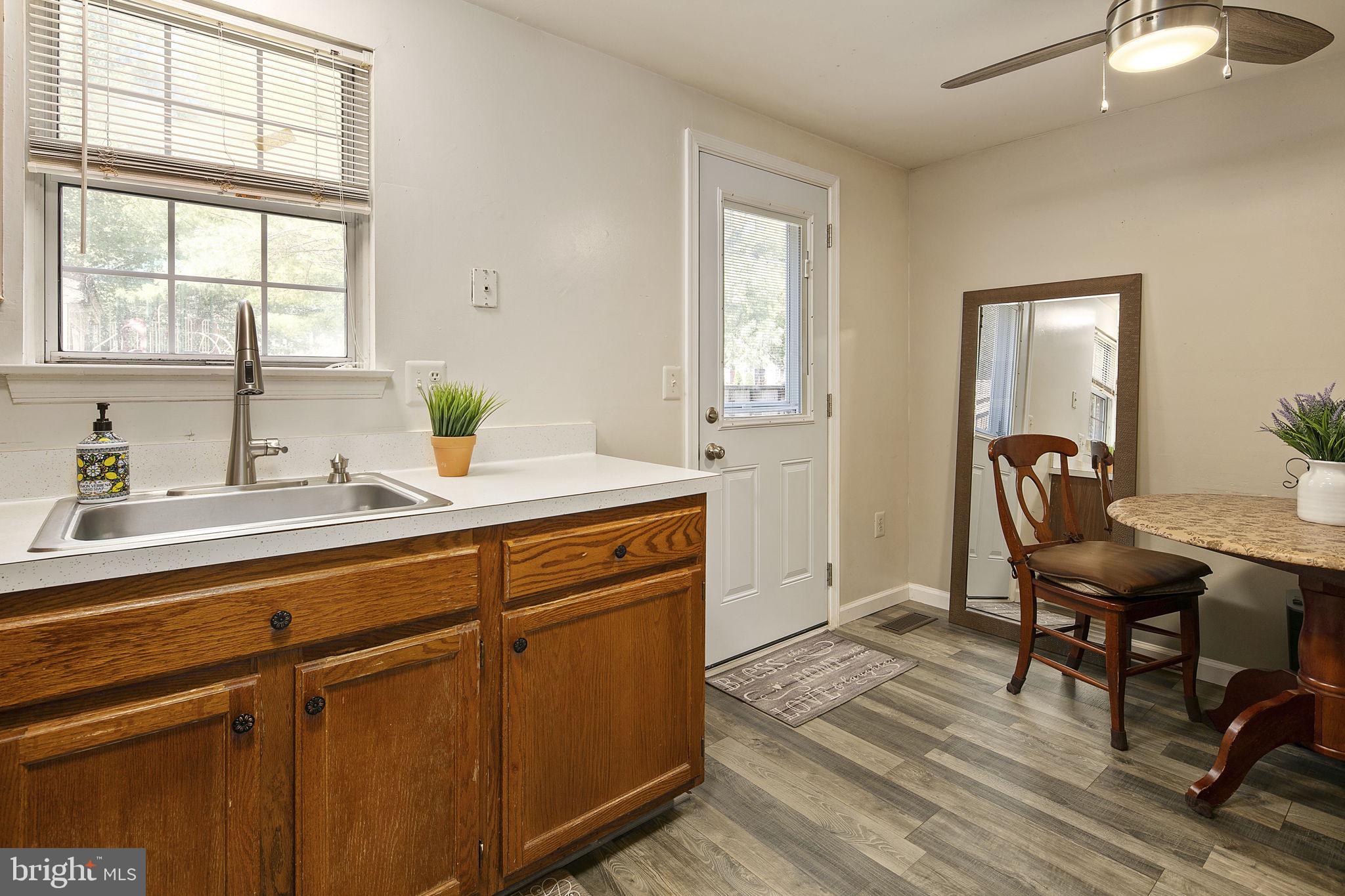 COUNTRYSIDE - Residential