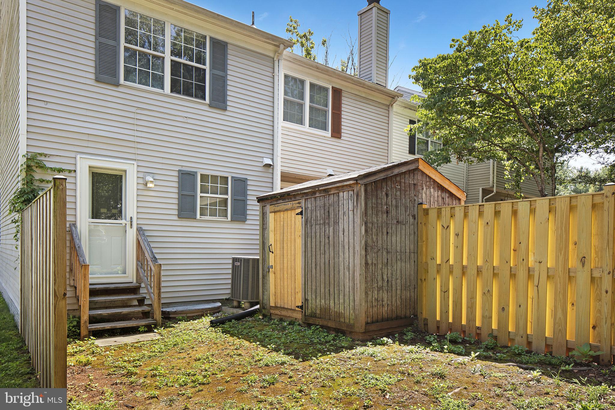 COUNTRYSIDE - Residential