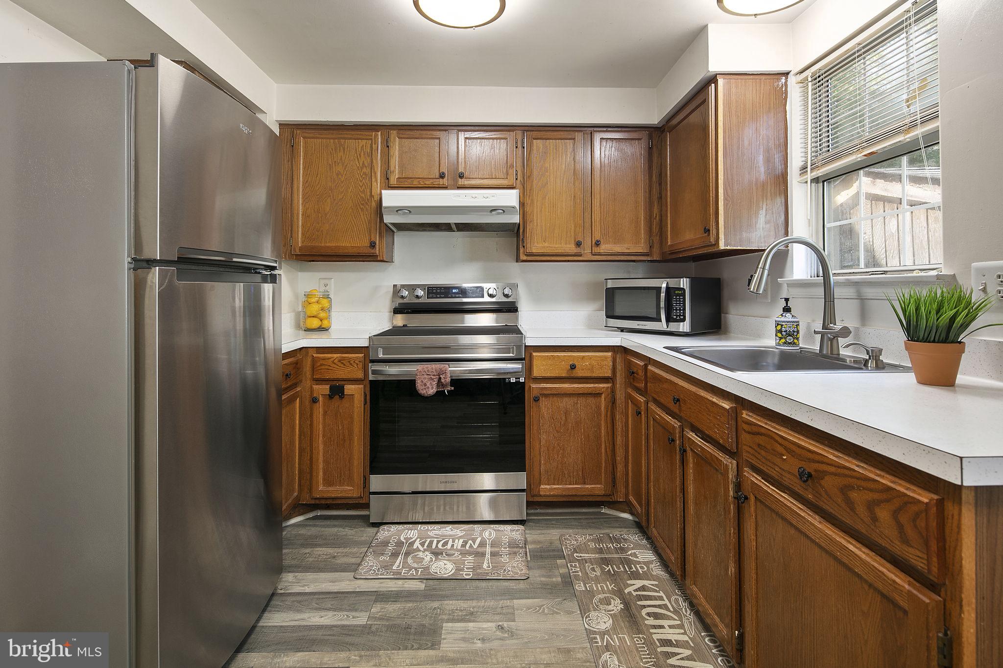 COUNTRYSIDE - Residential