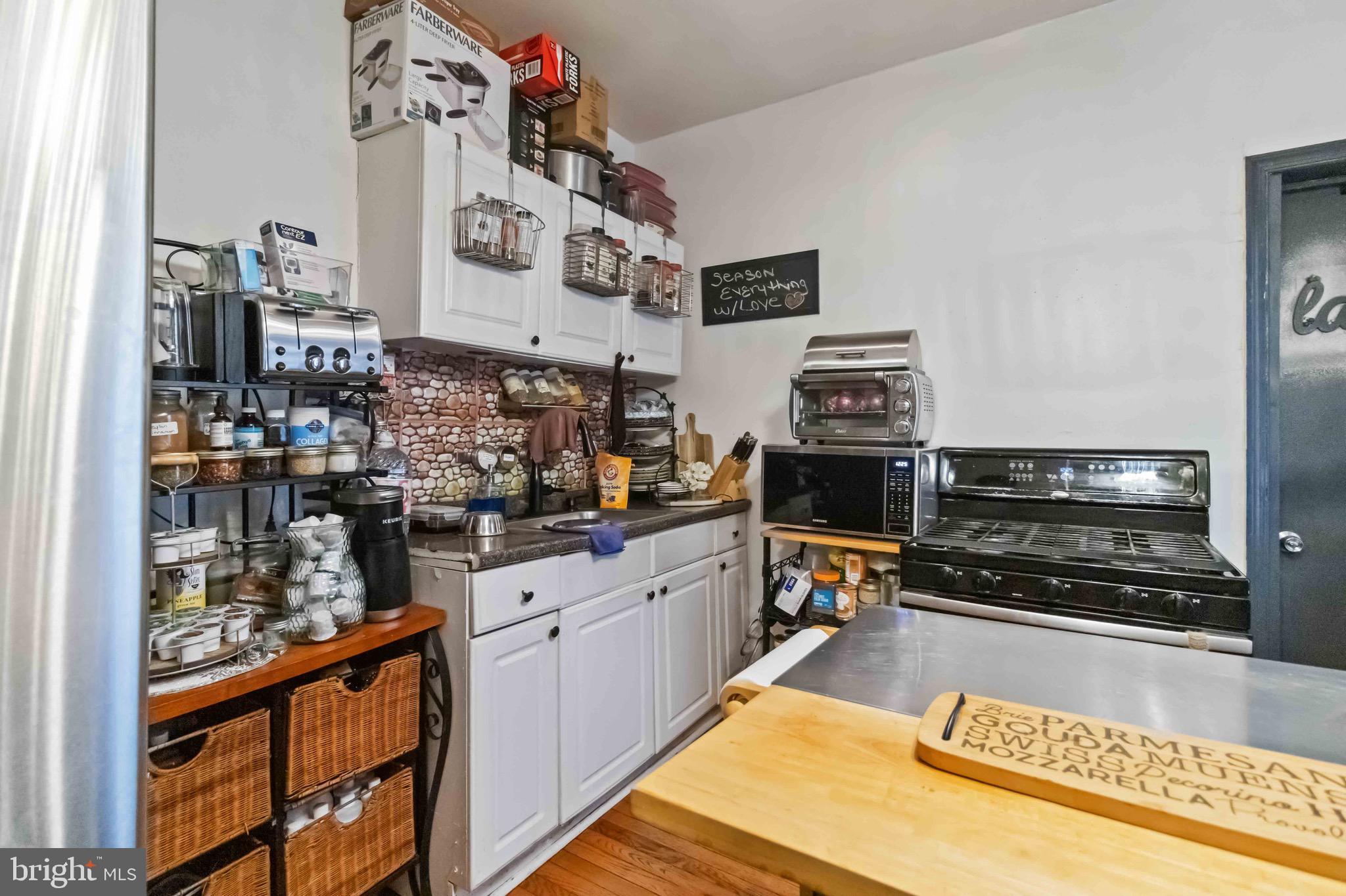 WEST OAK LANE - Residential