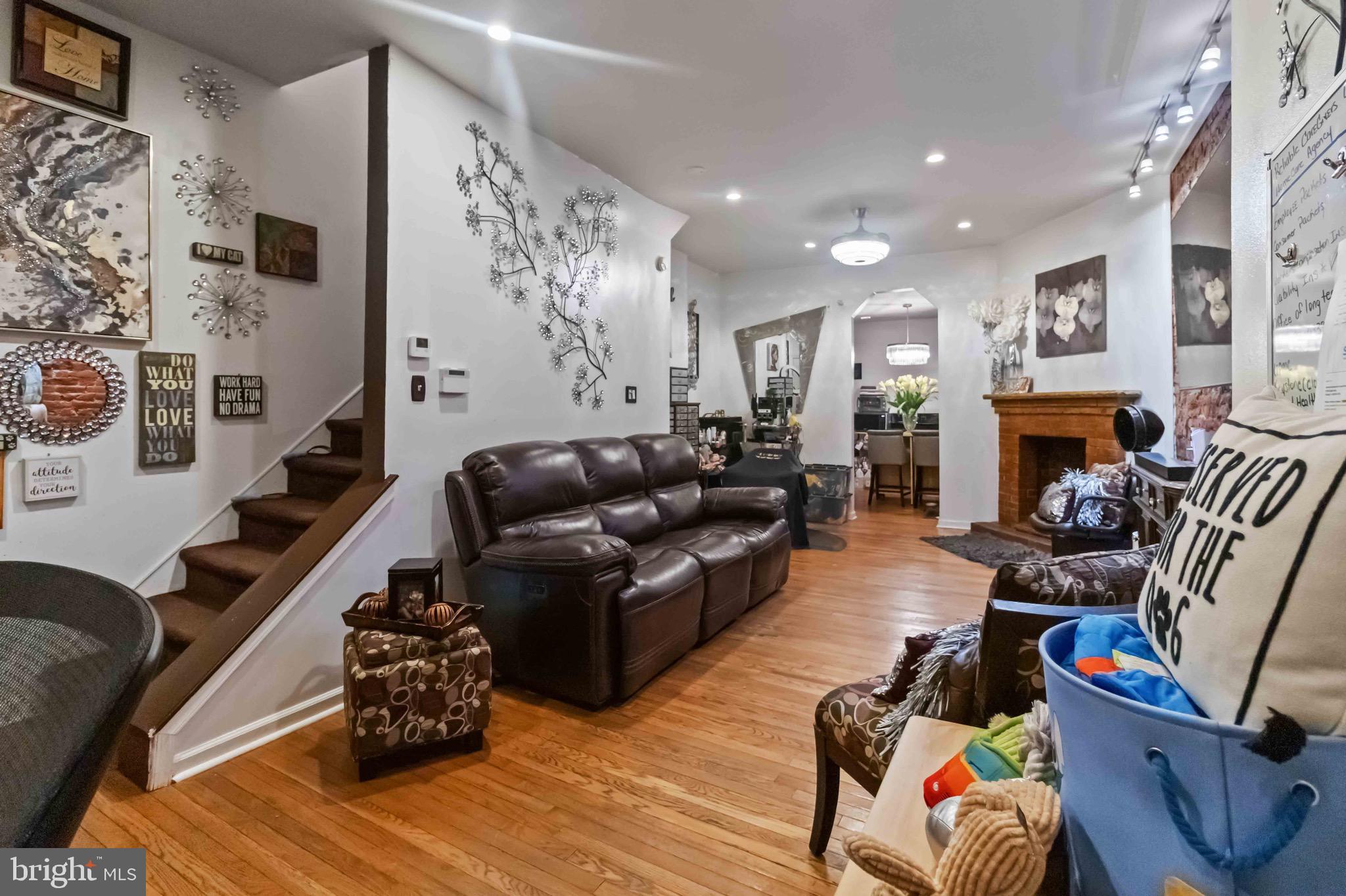 1318 E HAINES STREET