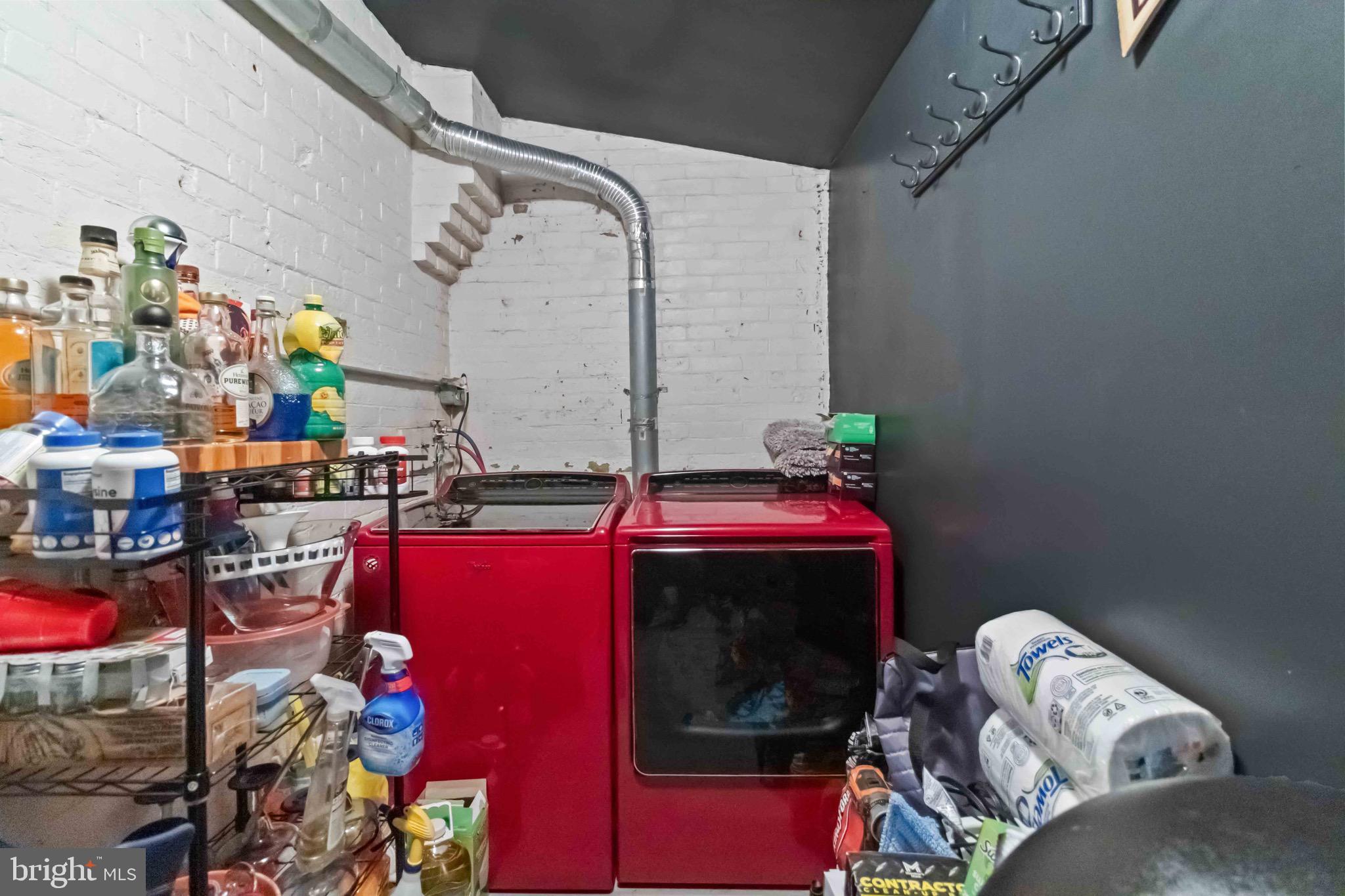 WEST OAK LANE - Residential