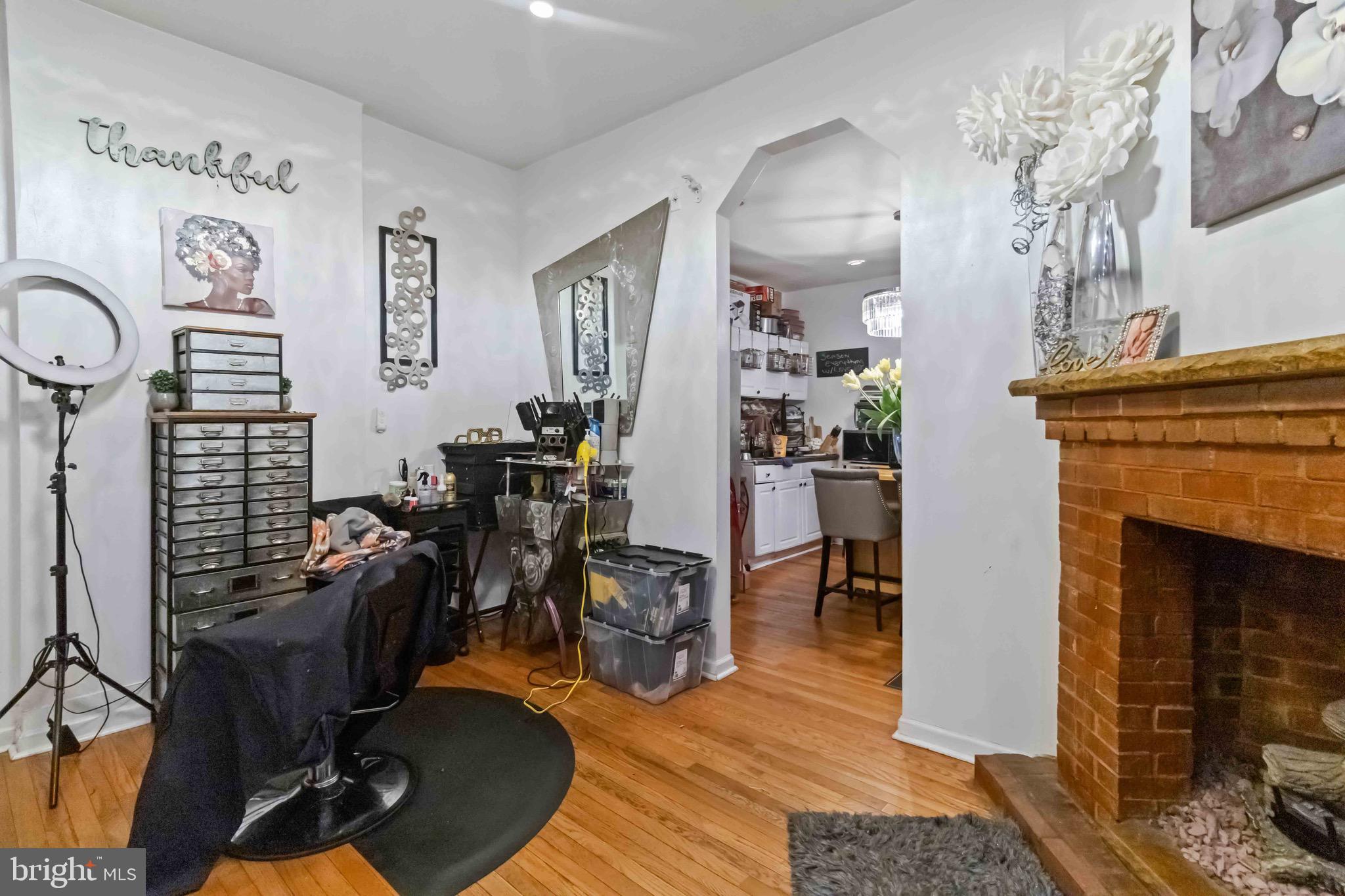 WEST OAK LANE - Residential