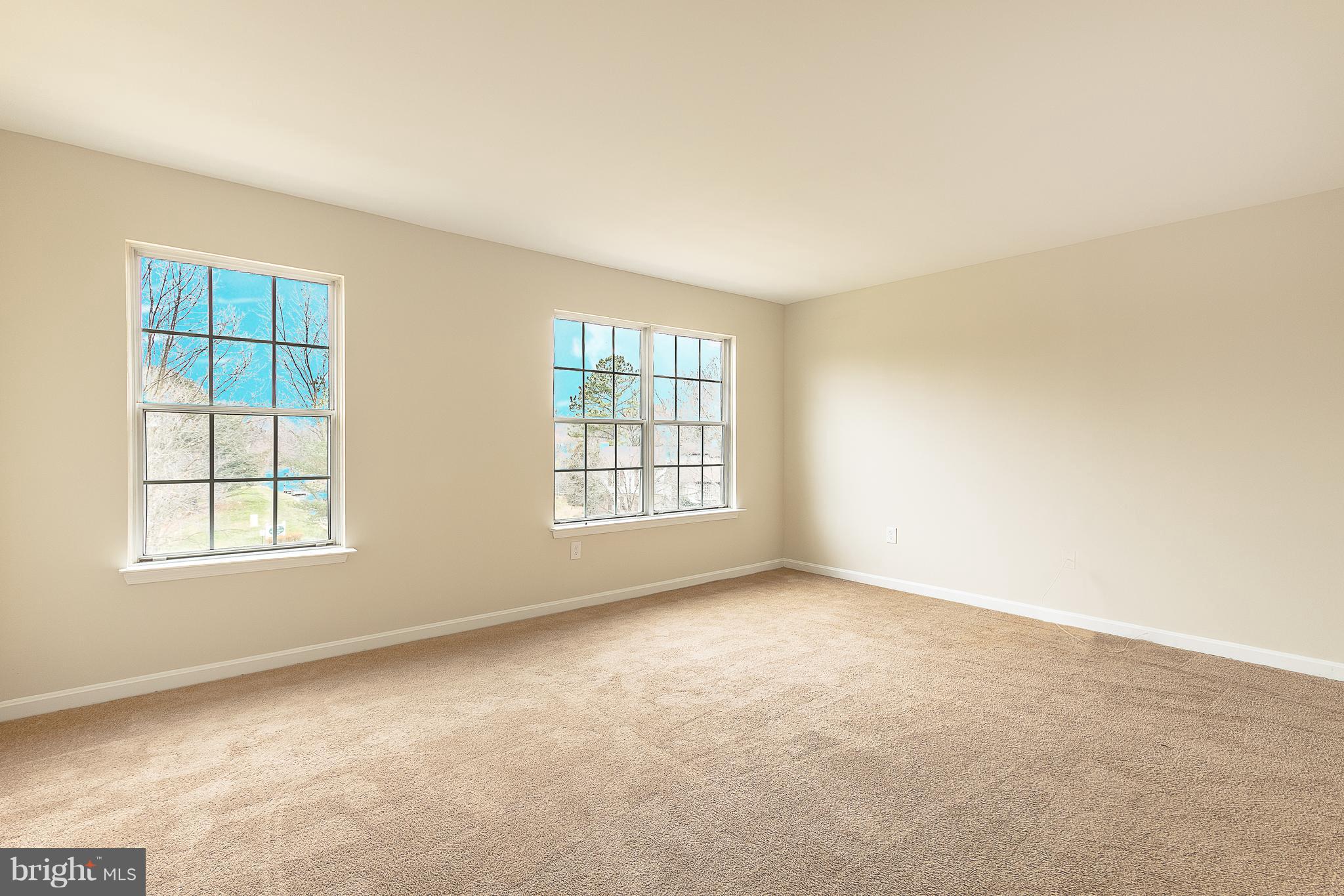 WILLOW COVE MANORS - Residential