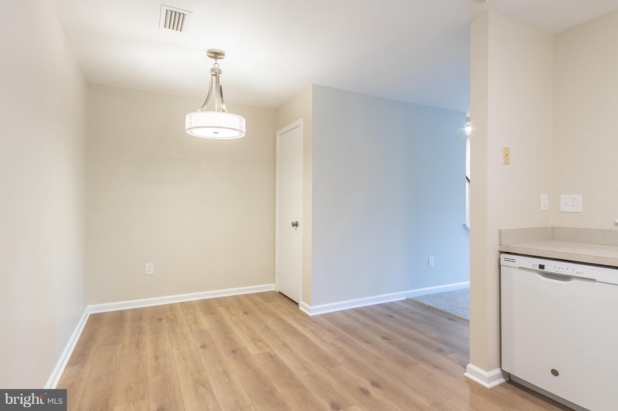 WILLOW COVE MANORS - Residential