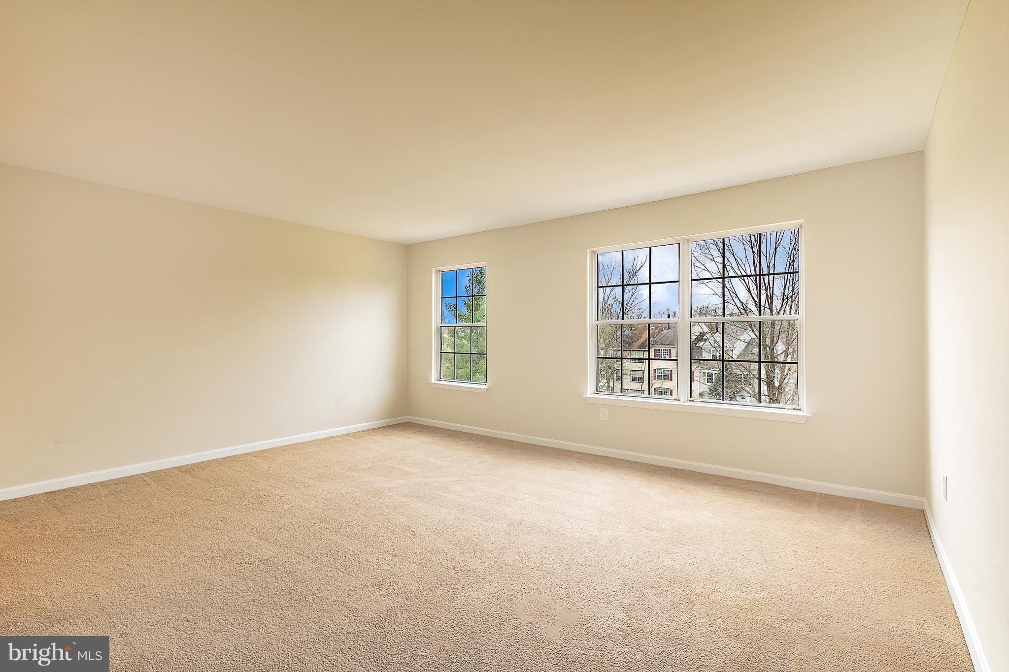 WILLOW COVE MANORS - Residential