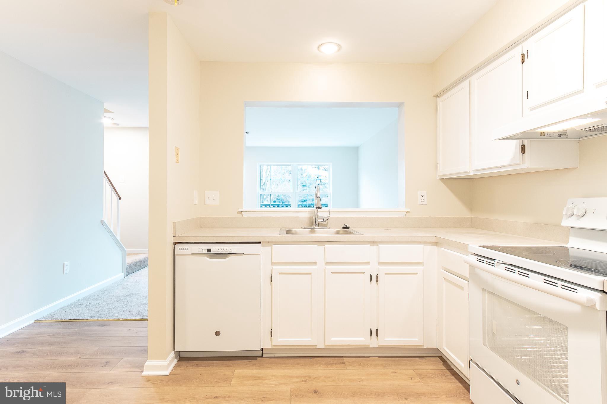 WILLOW COVE MANORS - Residential