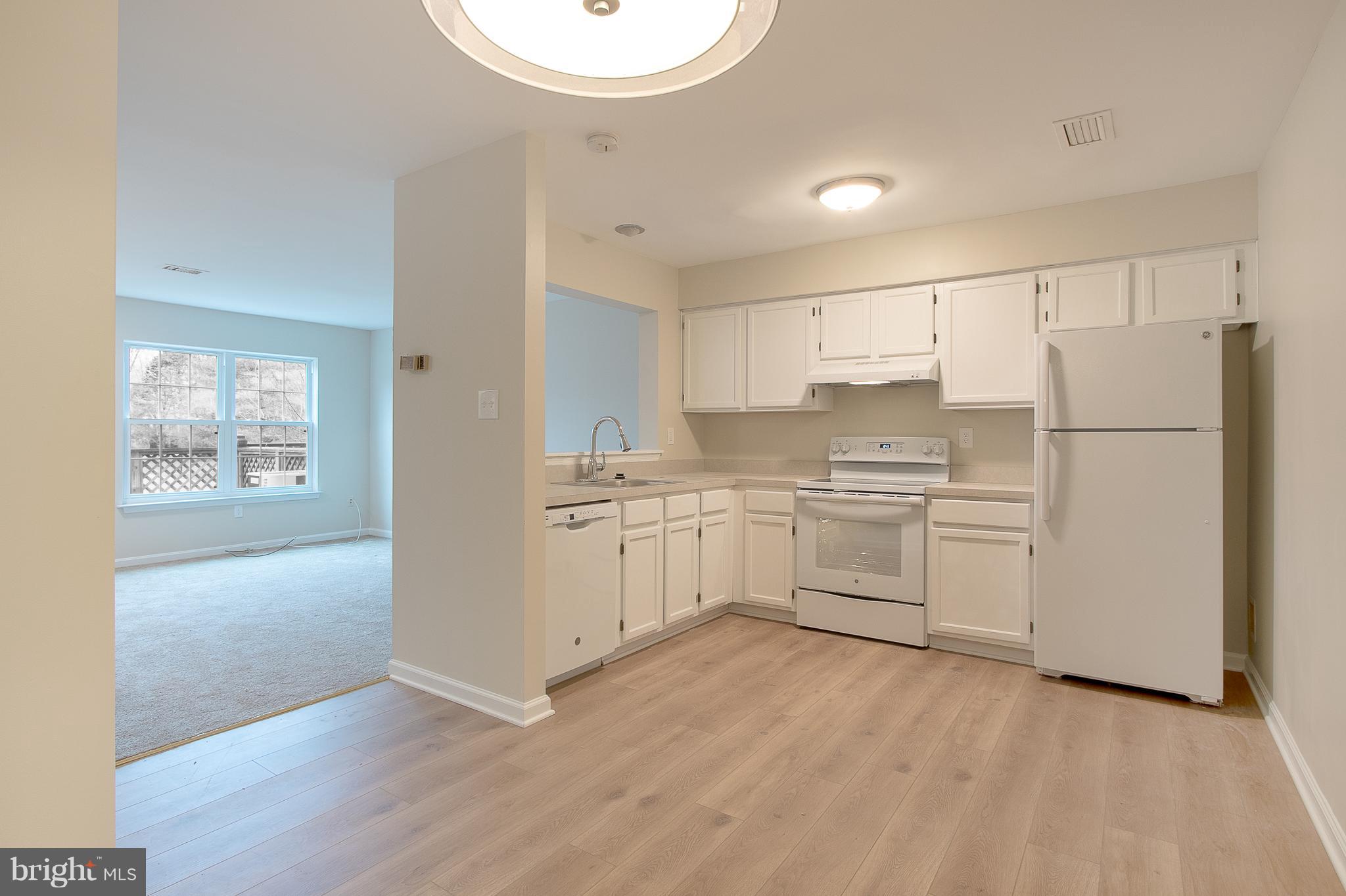 WILLOW COVE MANORS - Residential