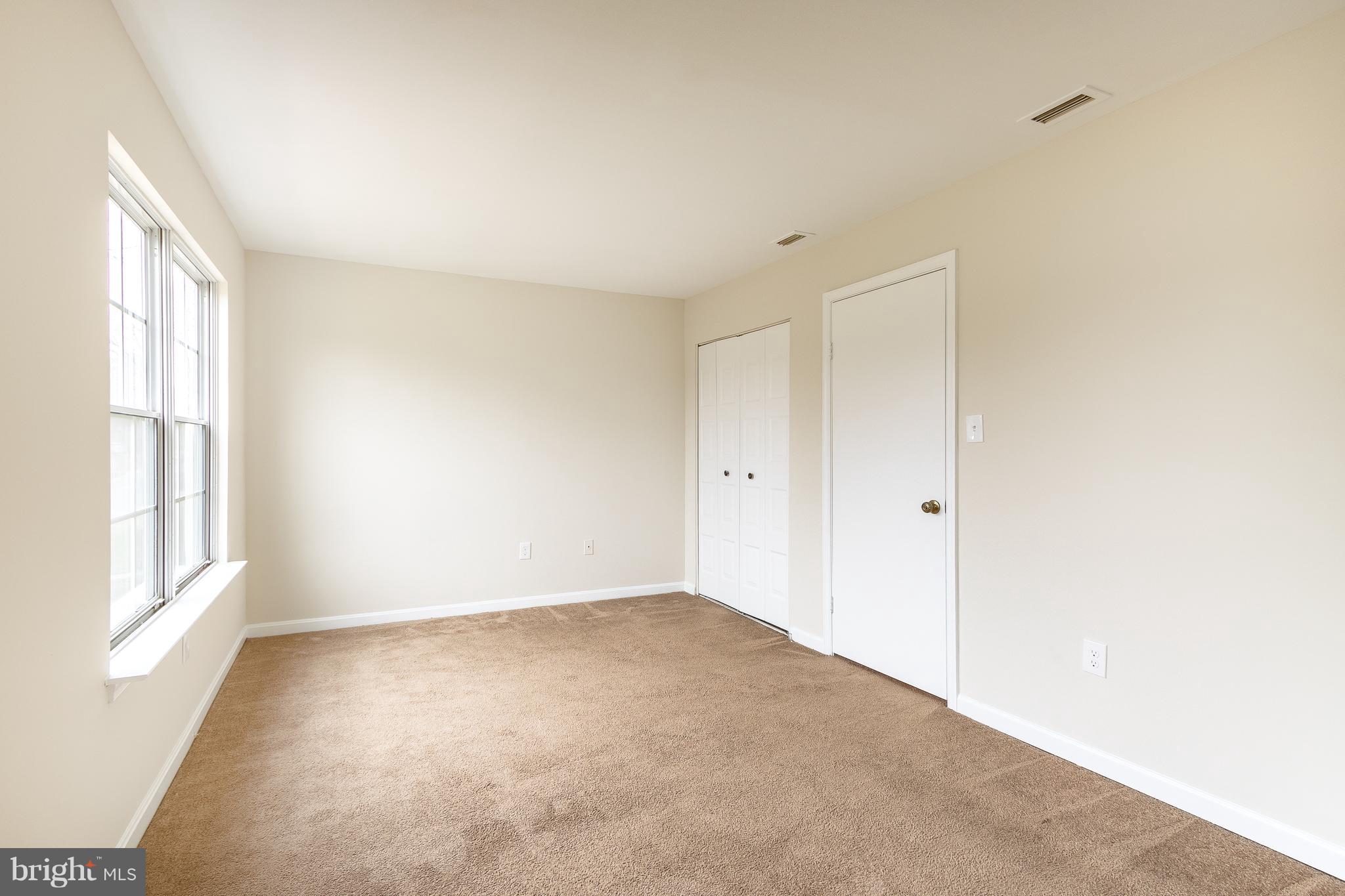 WILLOW COVE MANORS - Residential