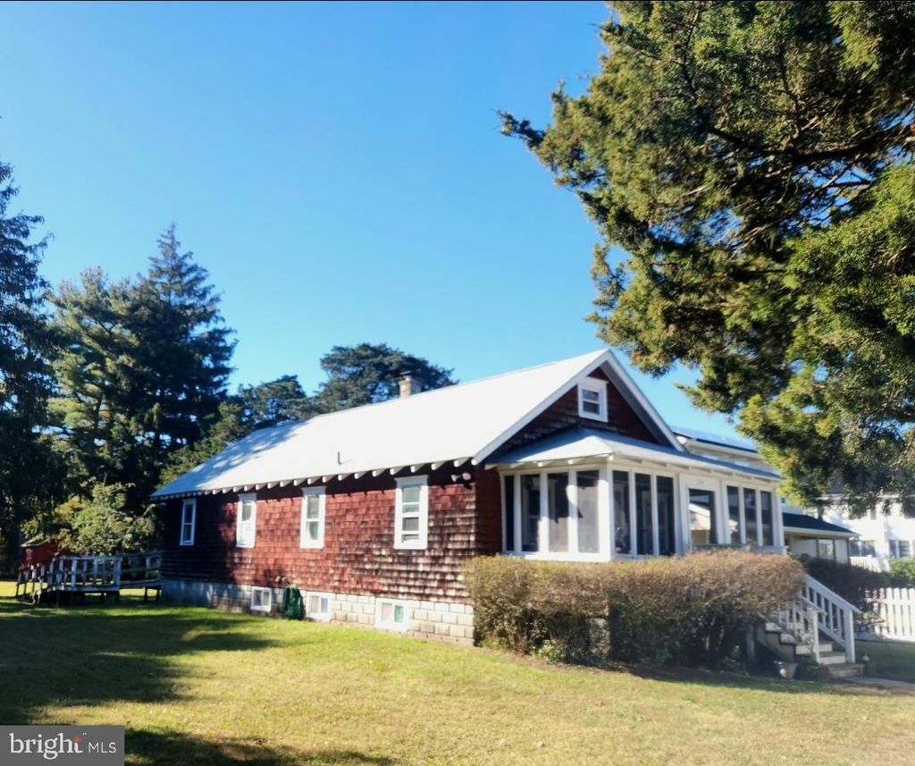 Photo of 124 Marshall Avenue, TUCKERTON, NJ 08087 (MLS # NJOC2037842)